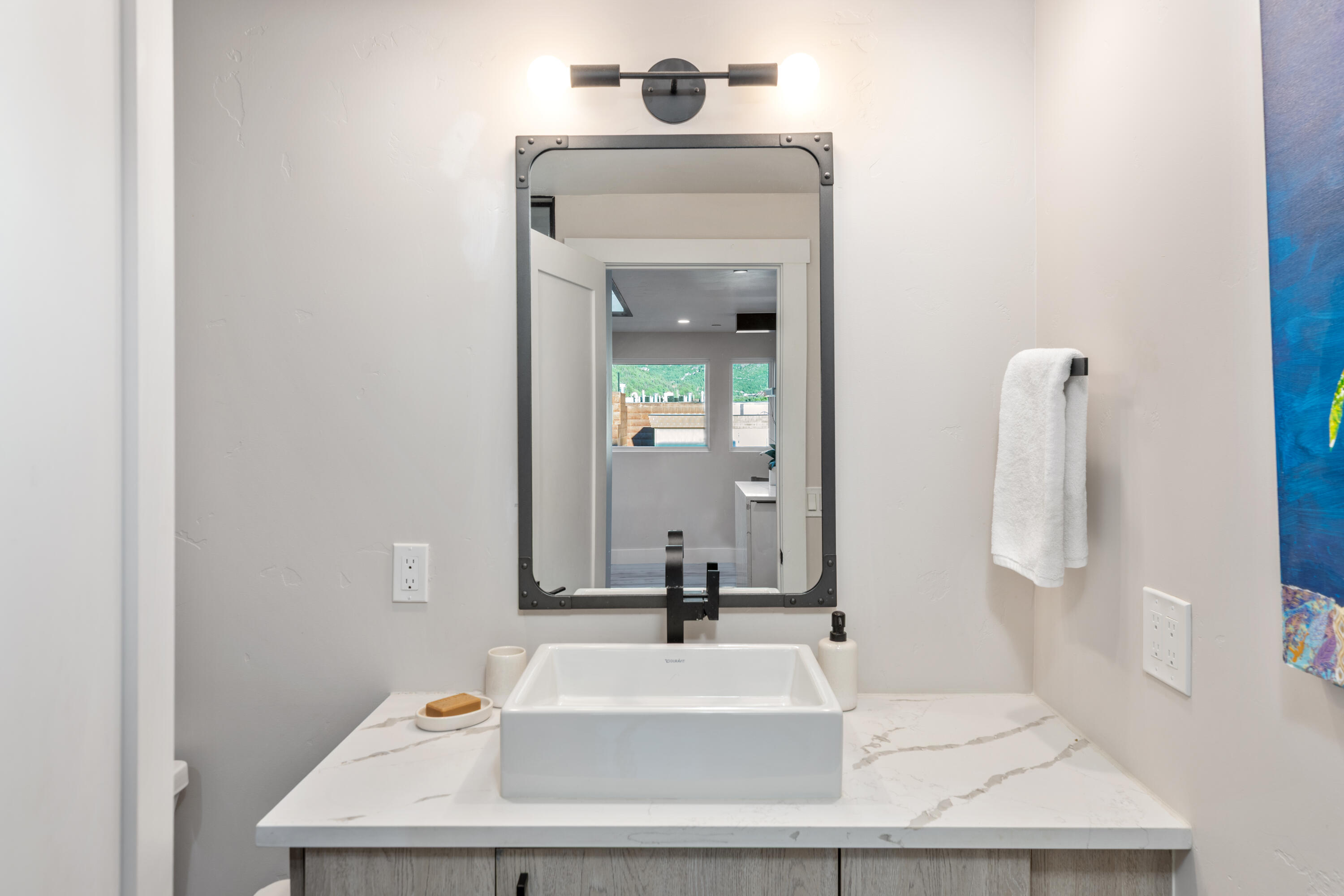 204 W Colorado Avenue Unit: 1