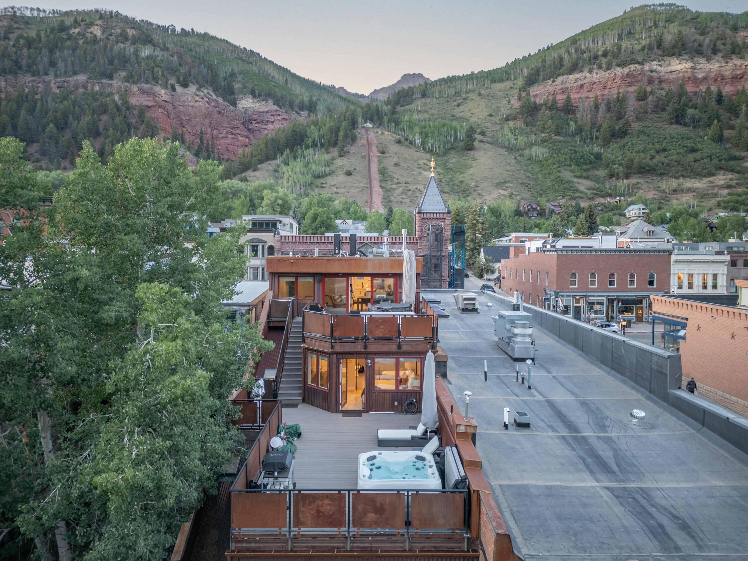 204 W Colorado Avenue Unit: 1