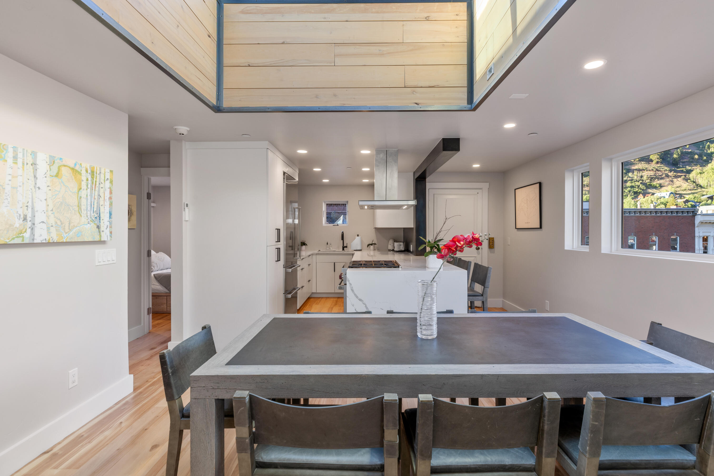 204 W Colorado Avenue Unit: 1