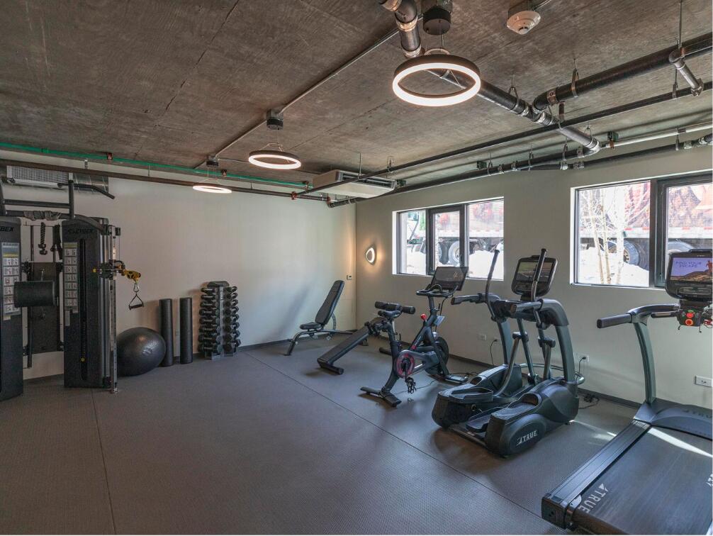 215 W San Juan Avenue Unit: 102
