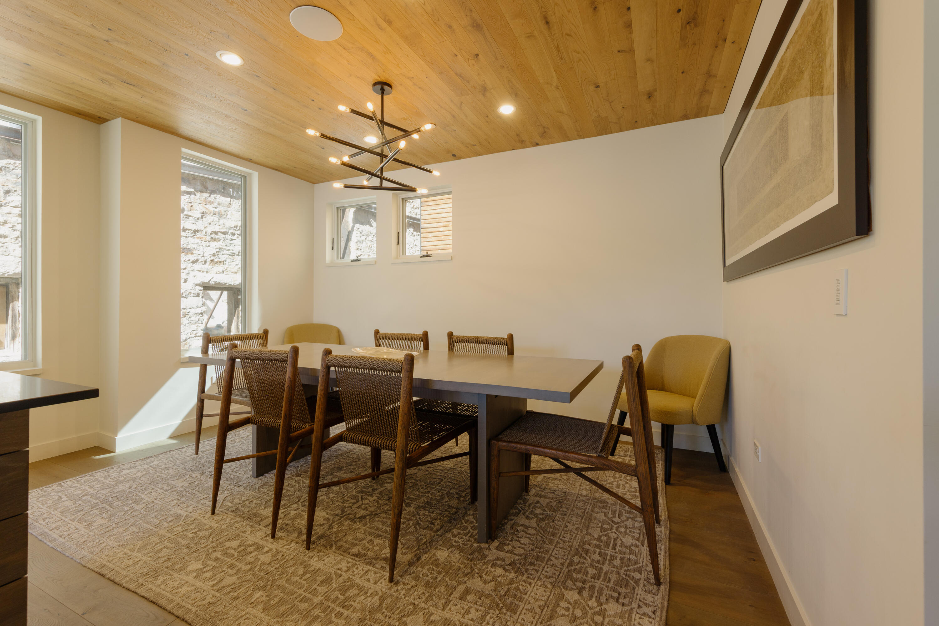215 W San Juan Avenue Unit: 102