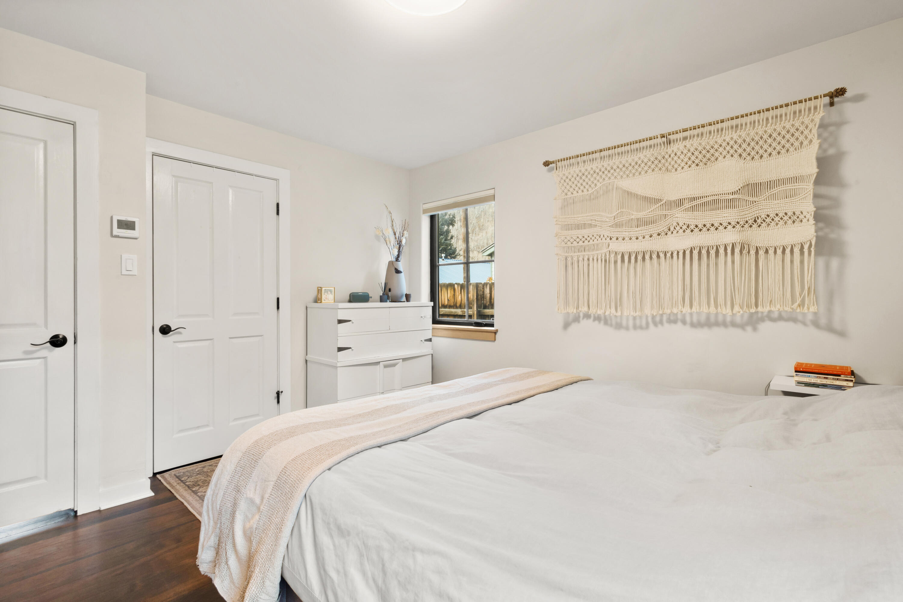 8 E Soda Street