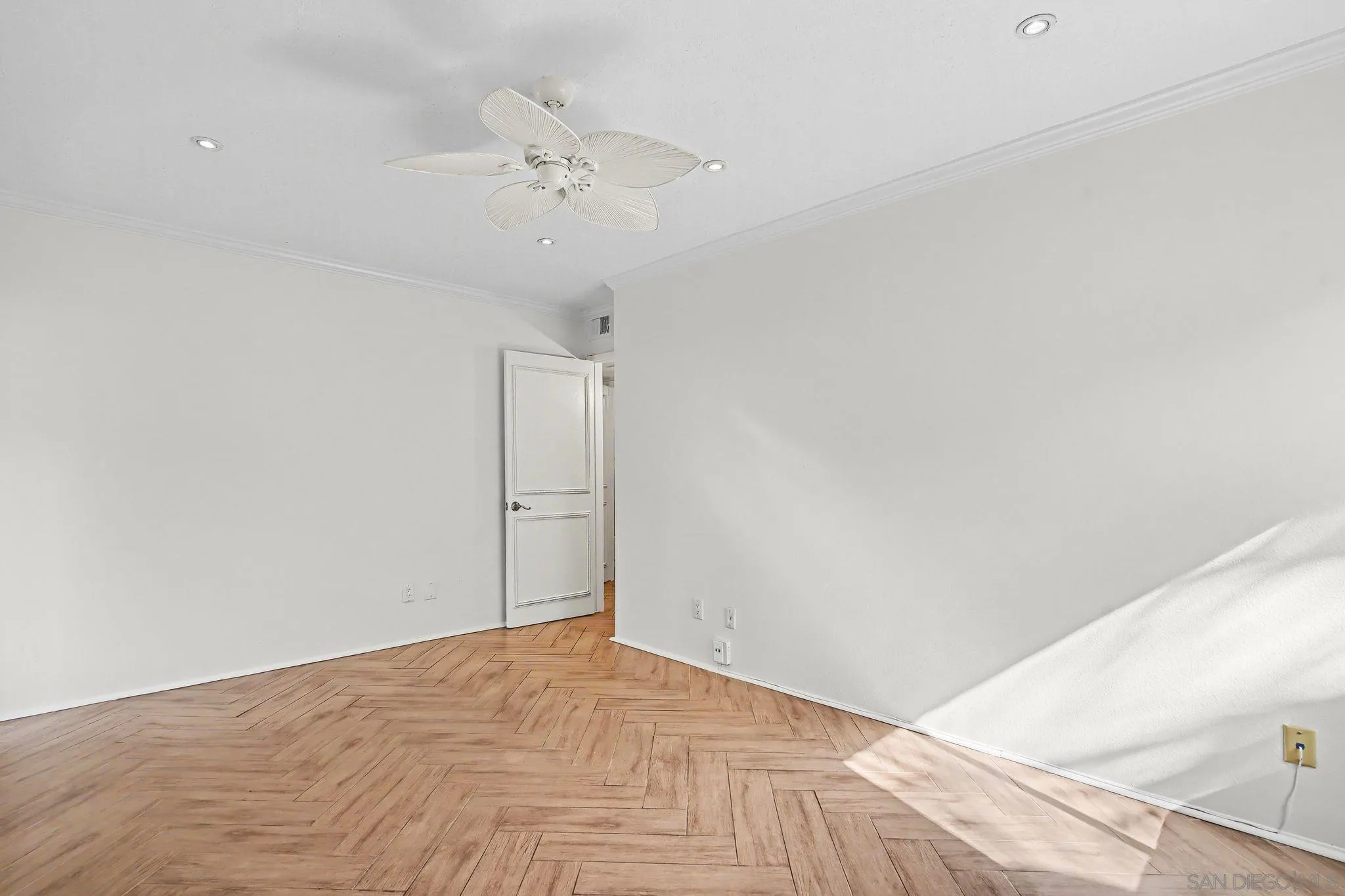 6757 Friars Rd Unit 21