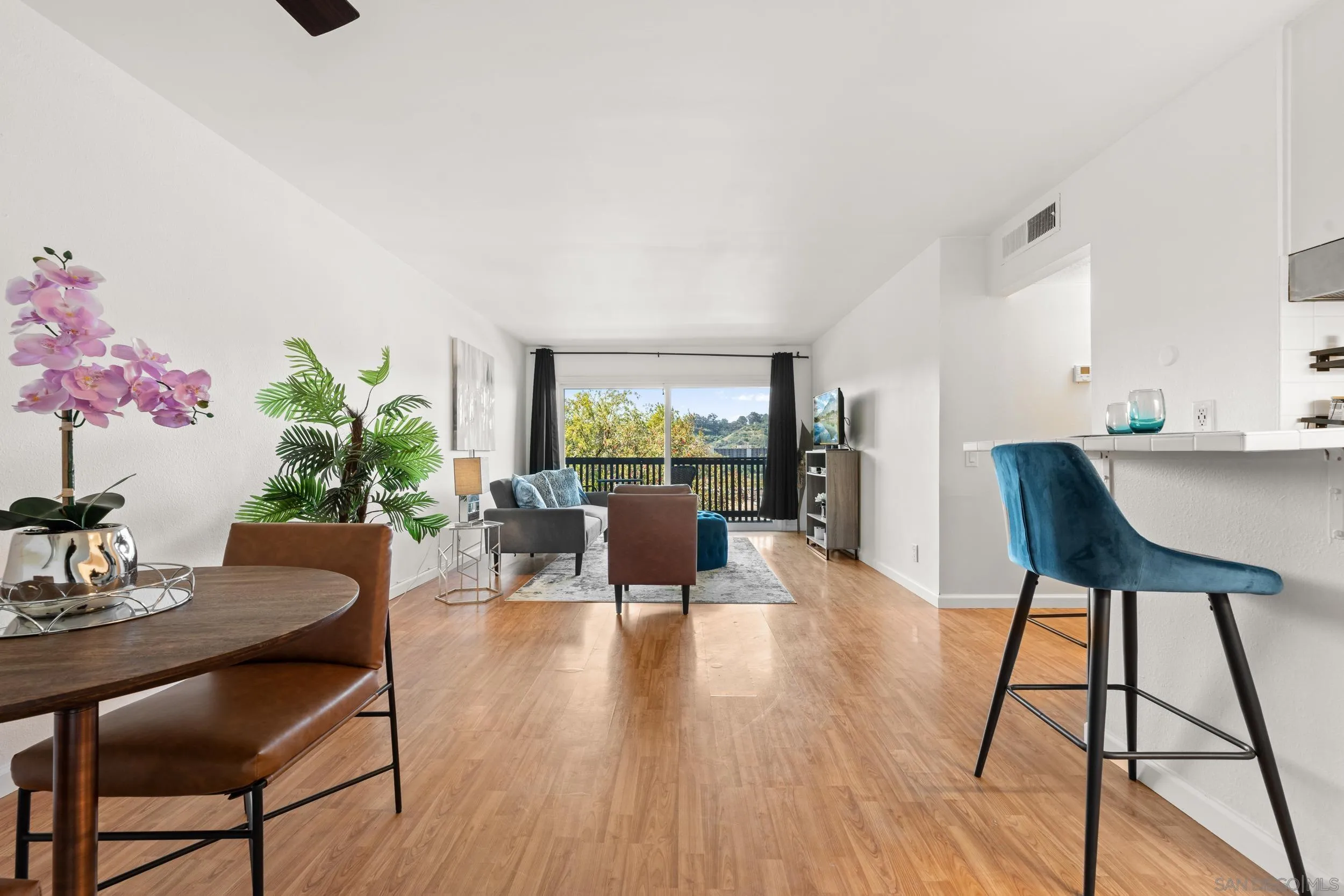 6202 Friars Rd Unit 215