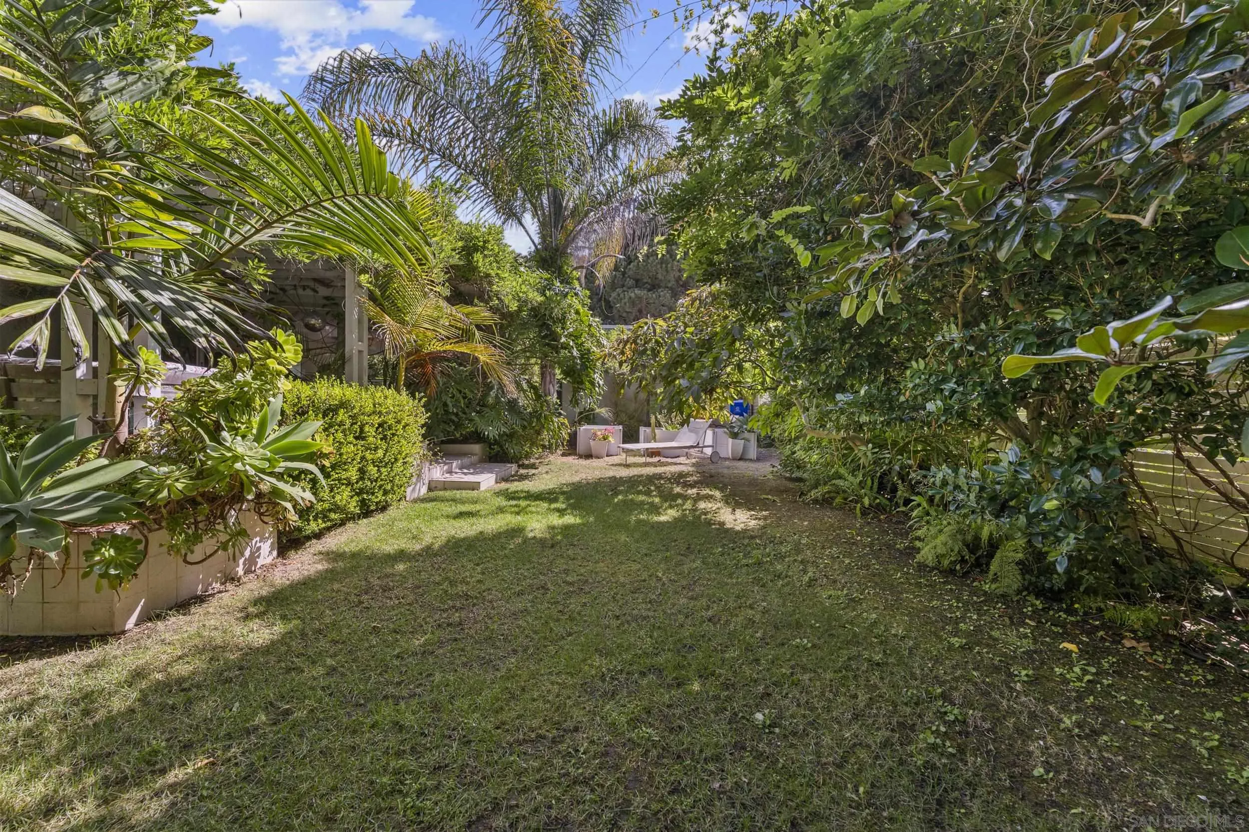 5920 La Jolla