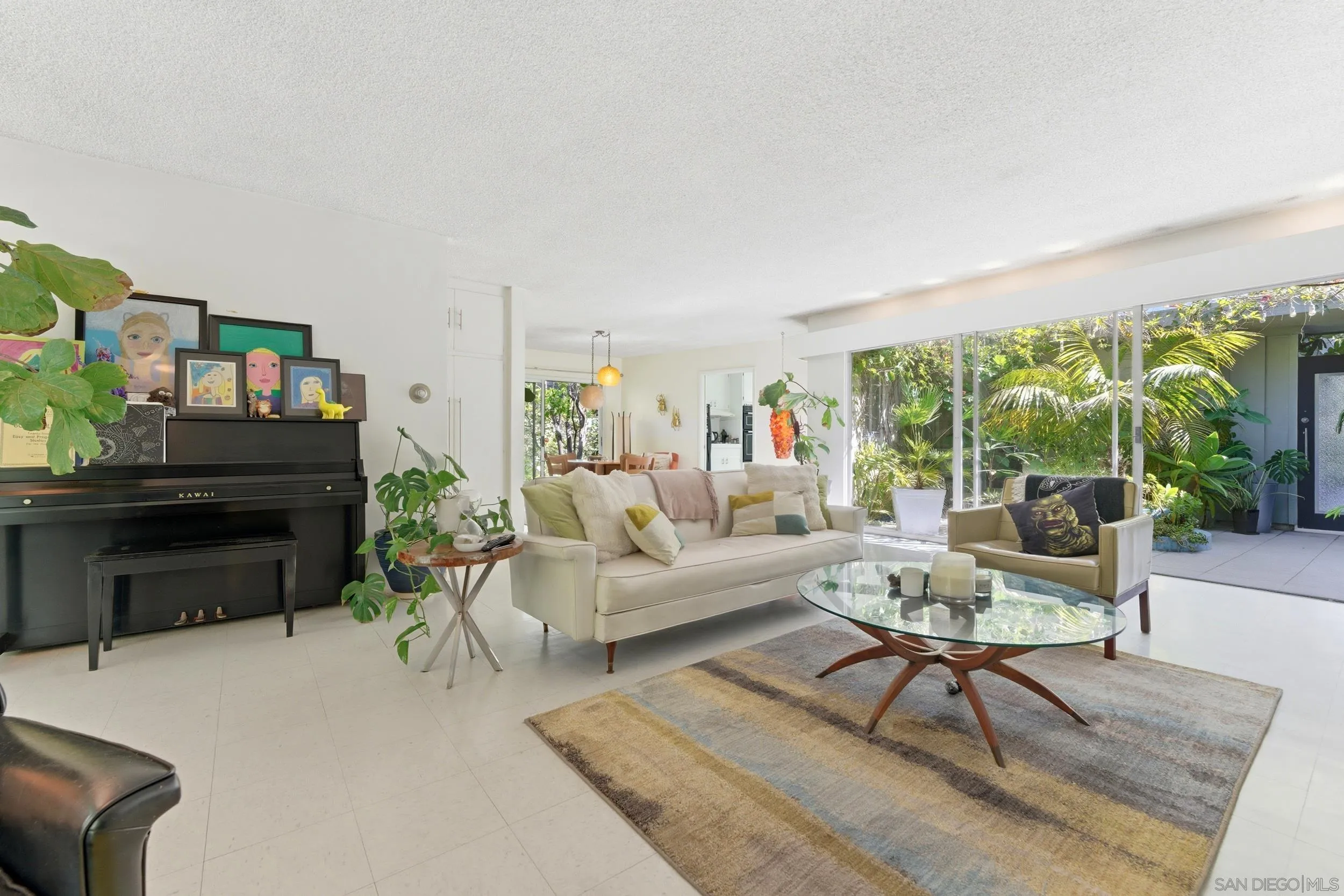 5920 La Jolla