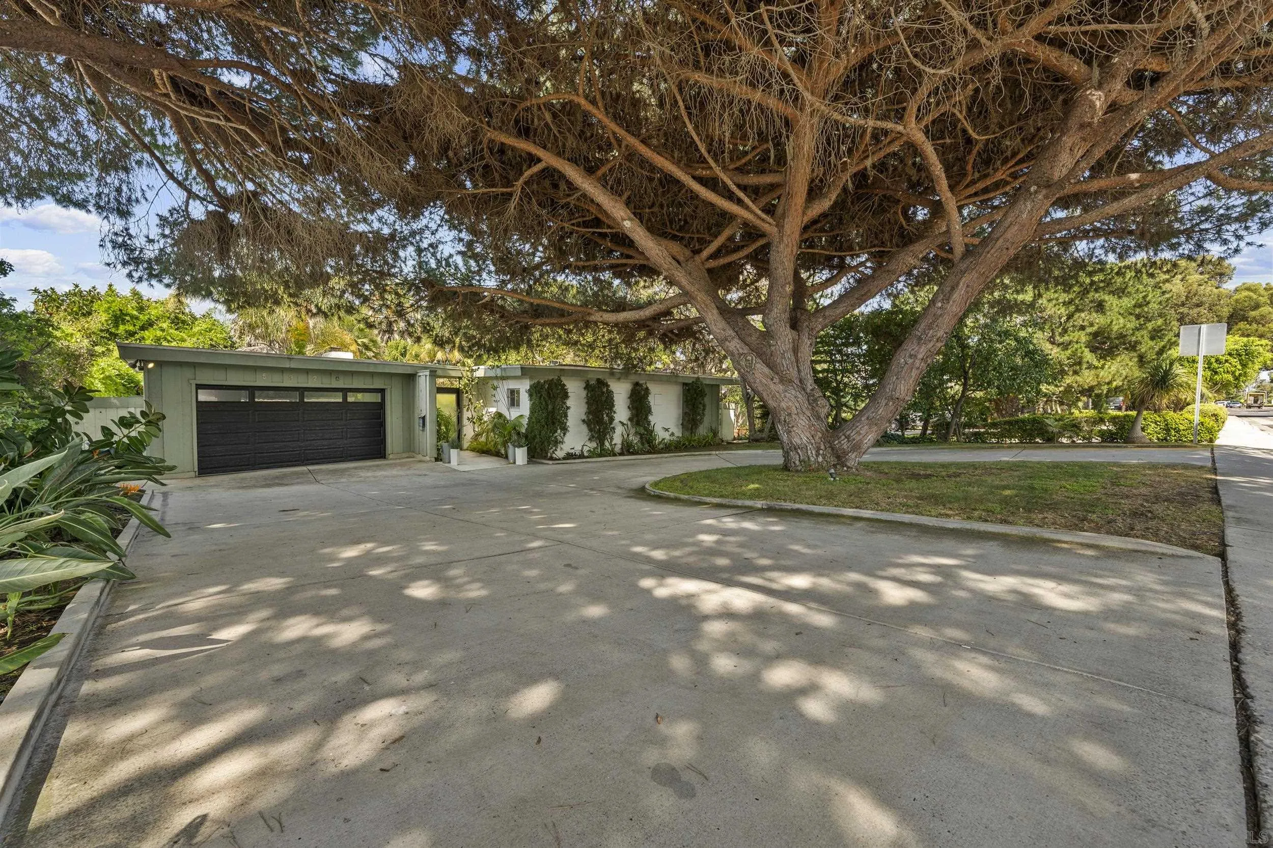 5920 La Jolla
