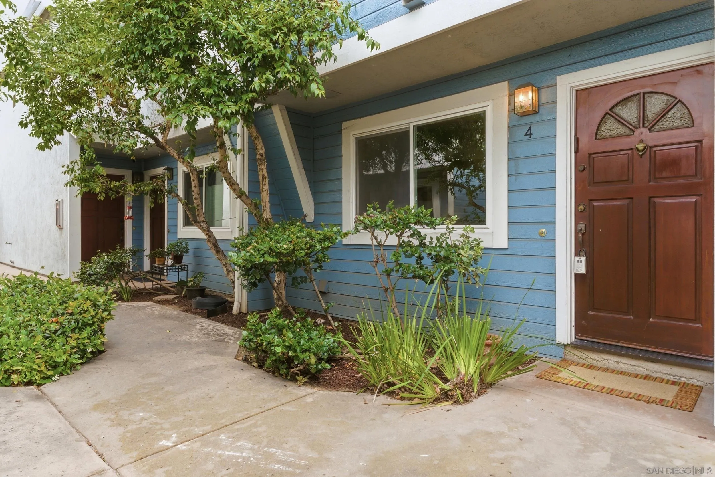1442 Essex Unit 4