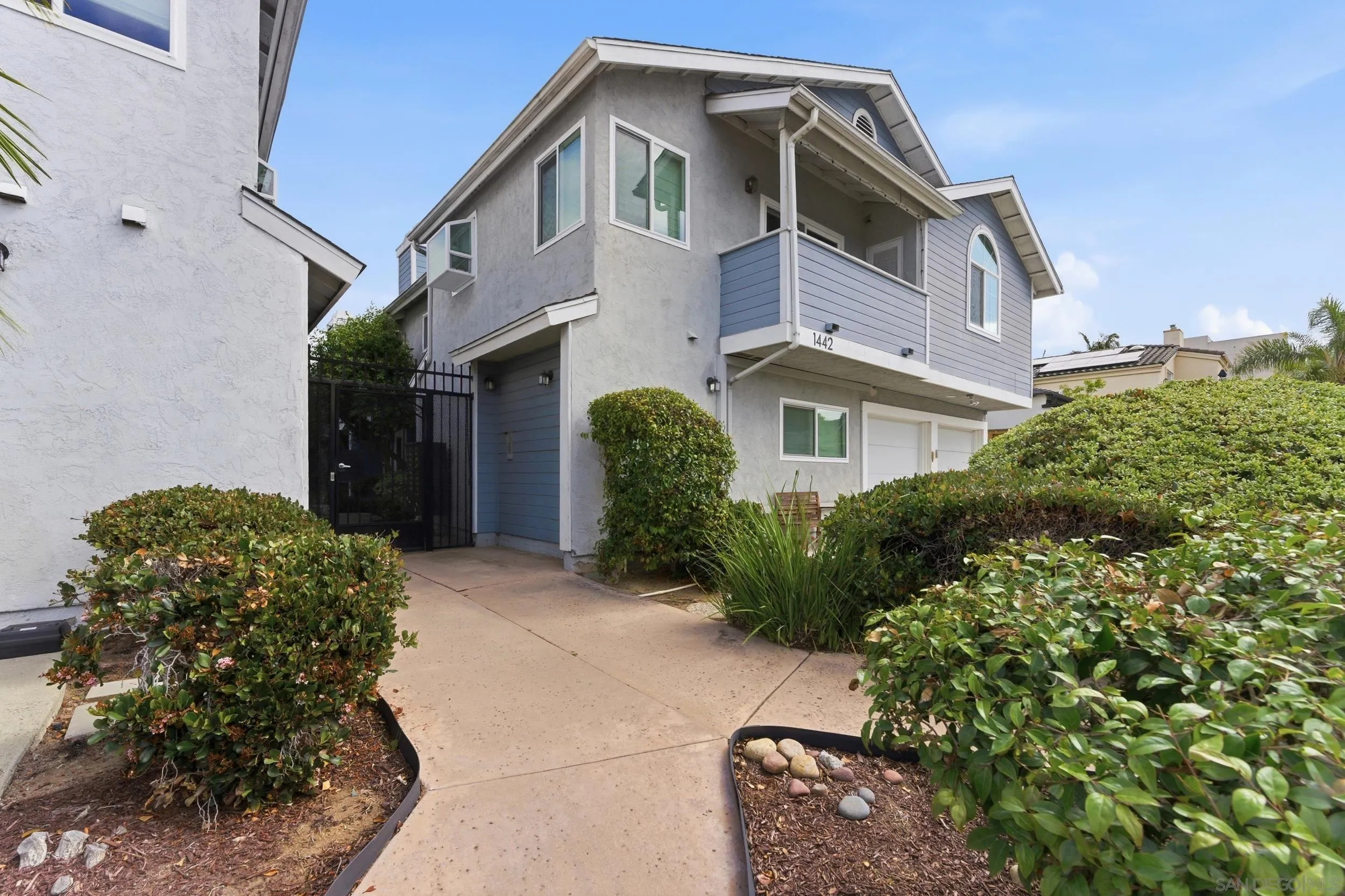 1442 Essex Unit 4