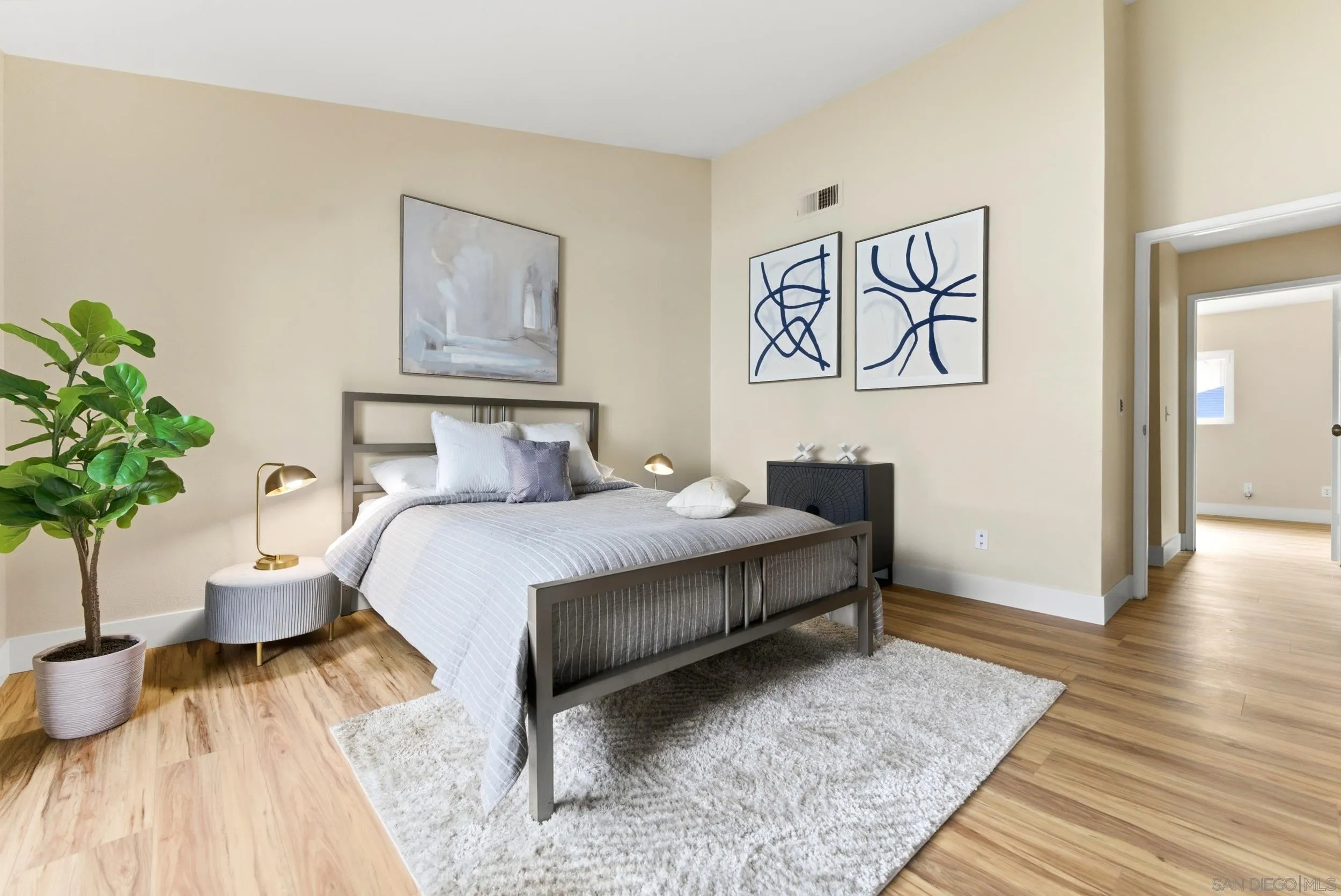 1442 Essex Unit 4