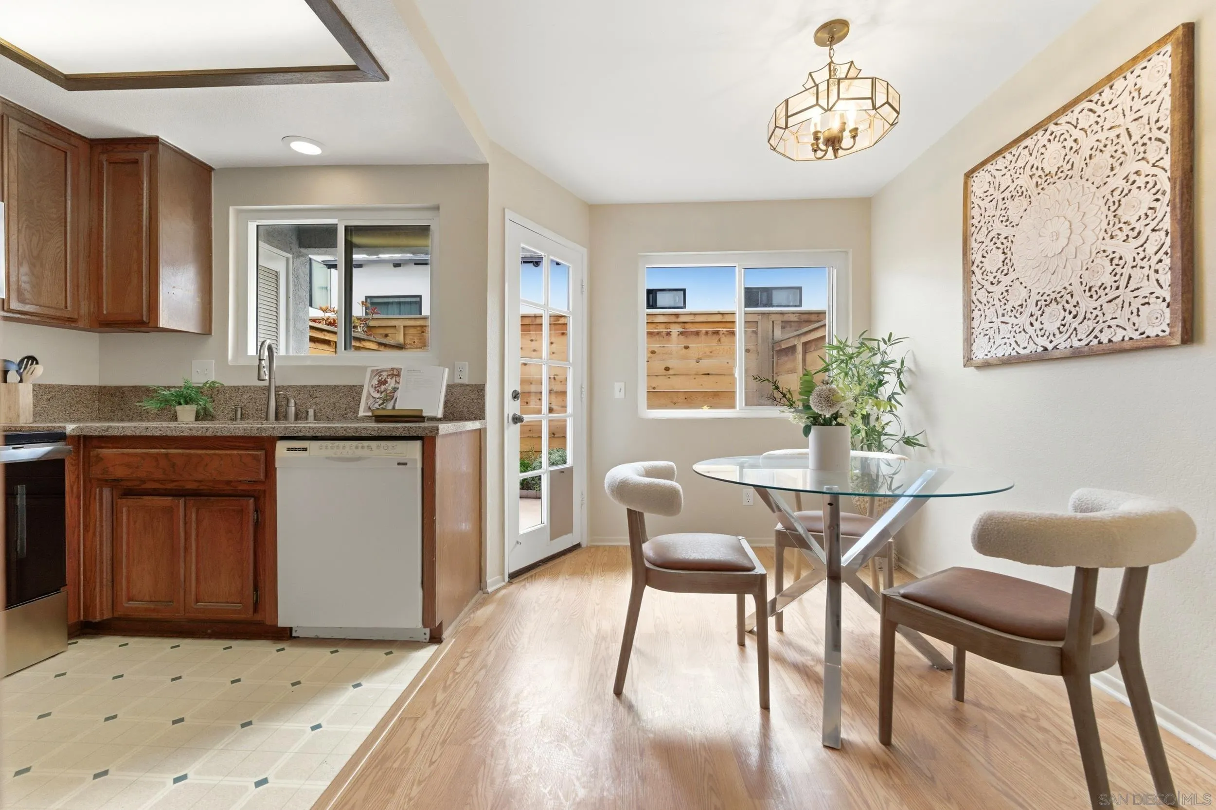 1442 Essex Unit 4