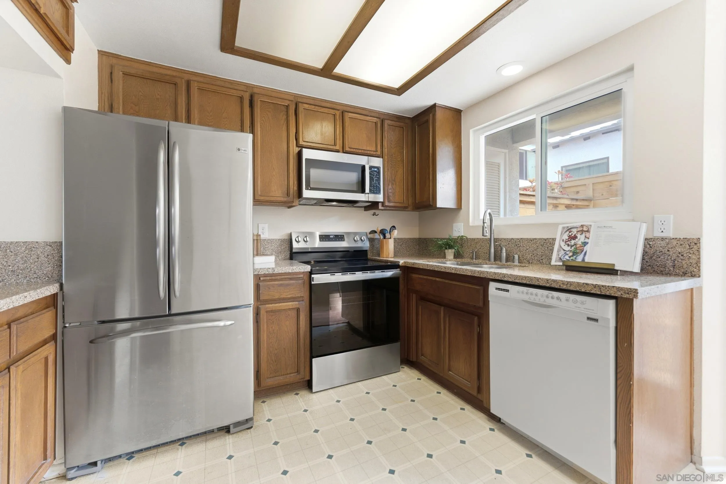 1442 Essex Unit 4