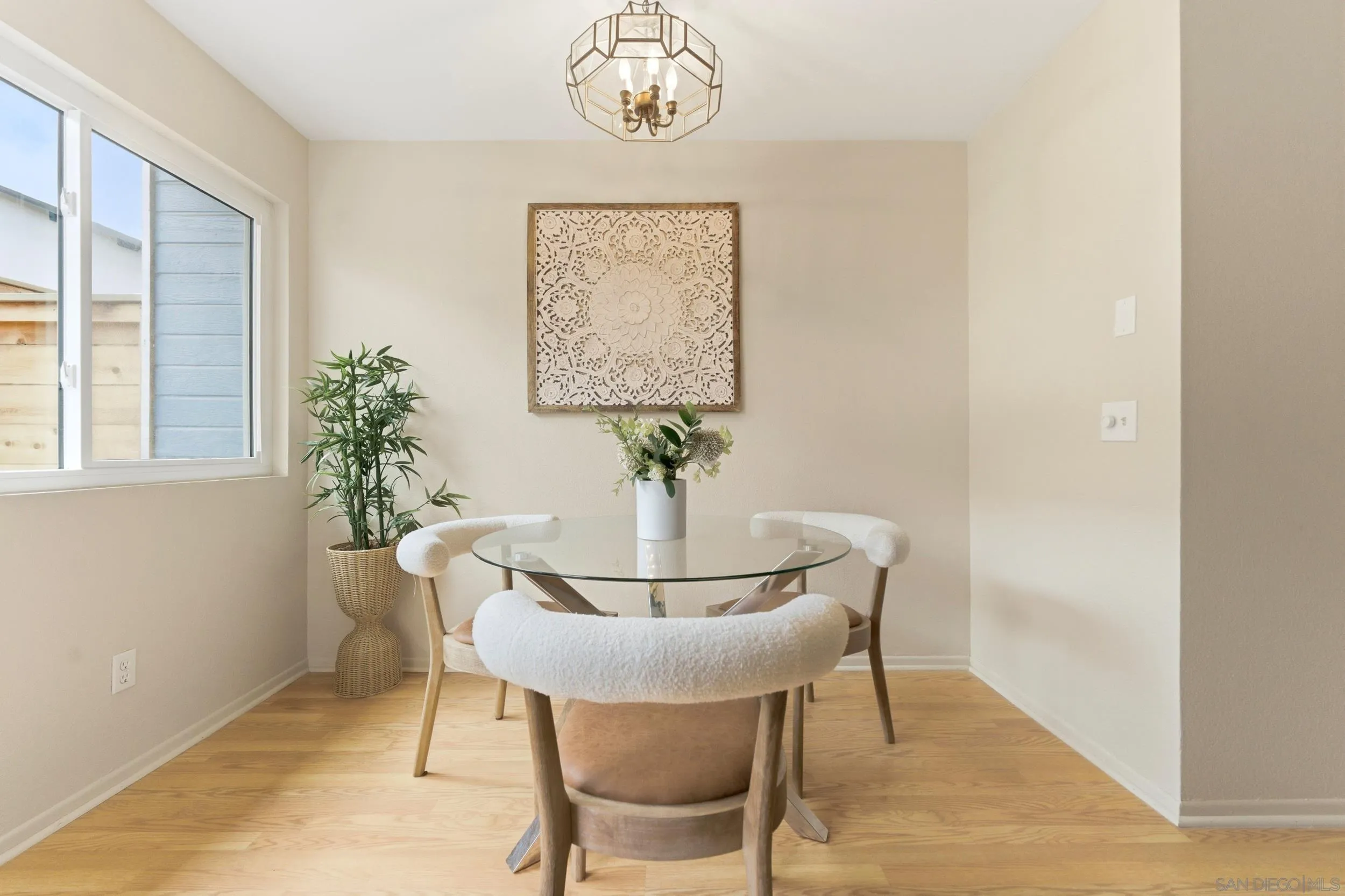 1442 Essex Unit 4