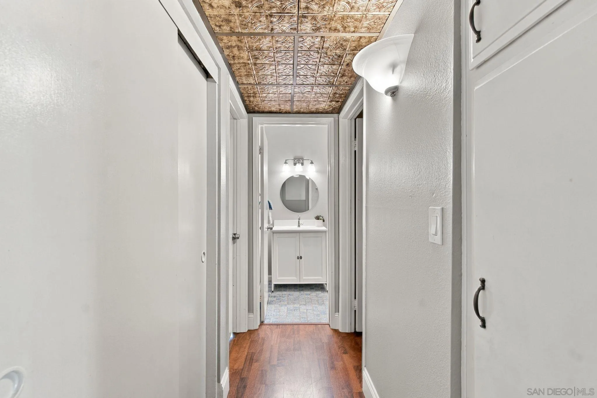 140 Walnut Unit 2f