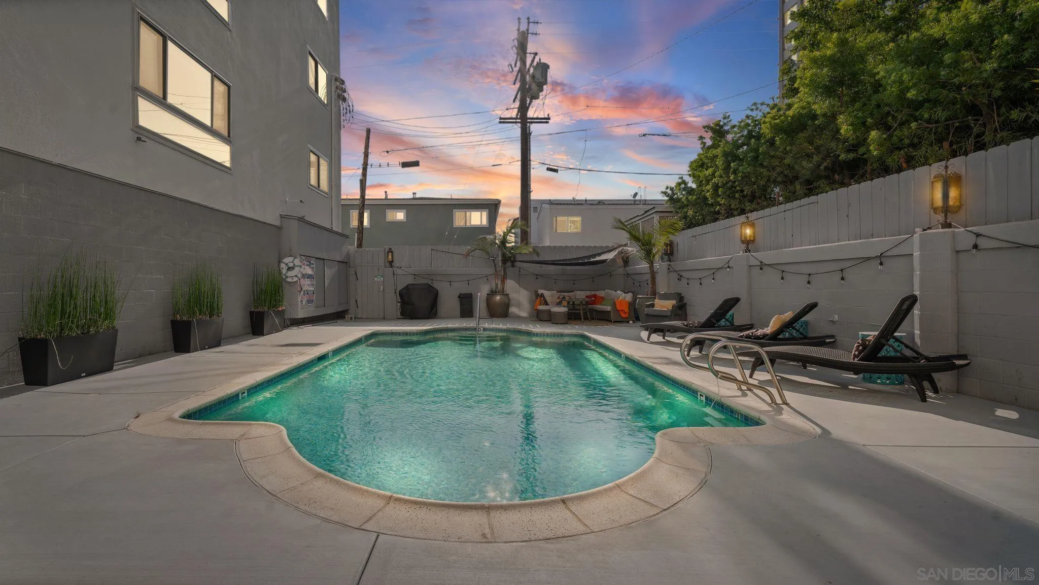 140 Walnut Unit 2f