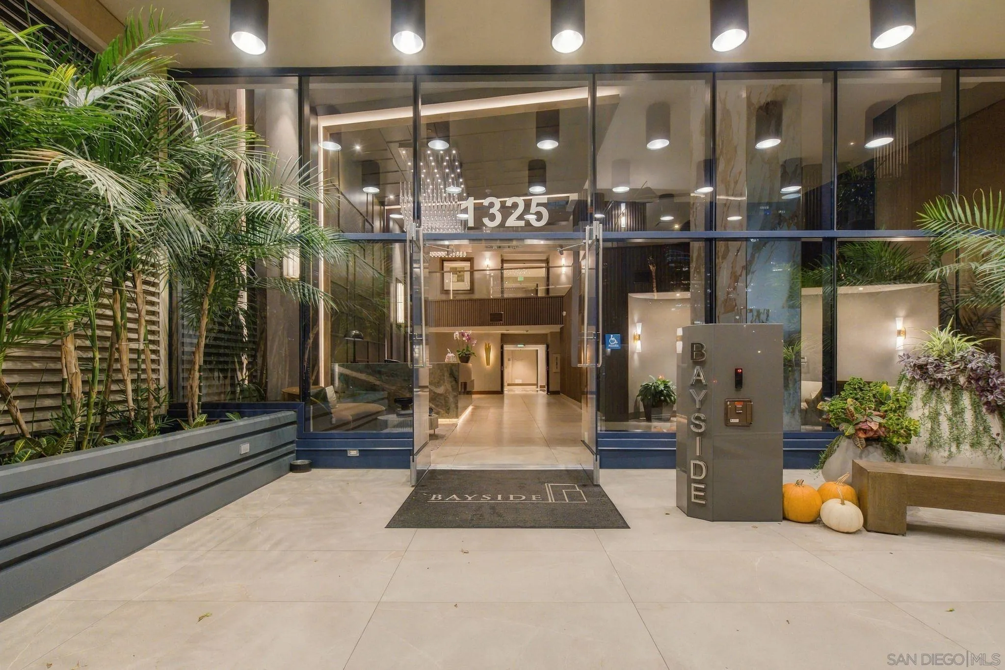1325 Pacific Unit 2707