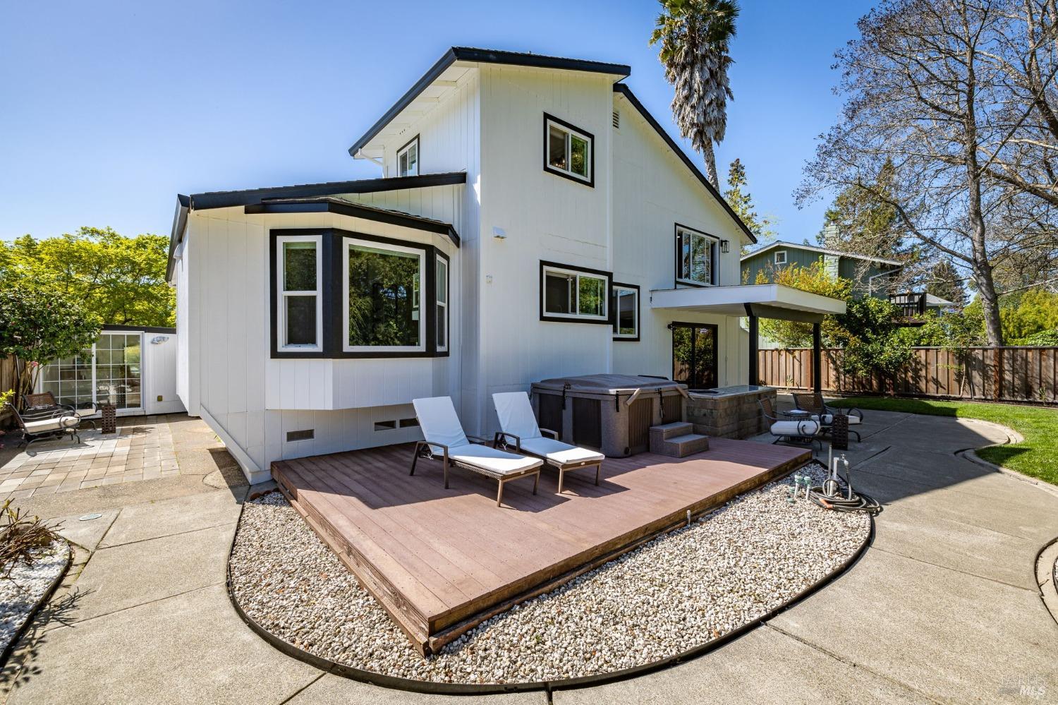 4463 Hollingsworth Cir