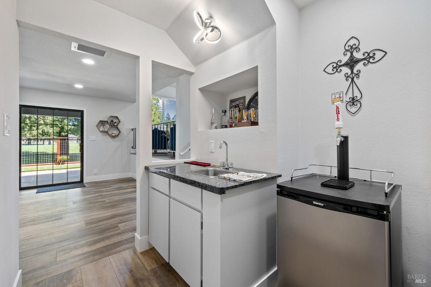 4463 Hollingsworth Cir