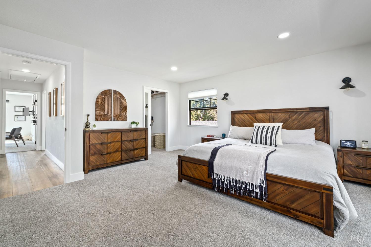 4463 Hollingsworth Cir