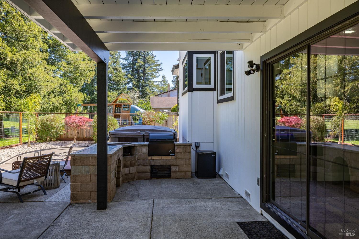 4463 Hollingsworth Cir