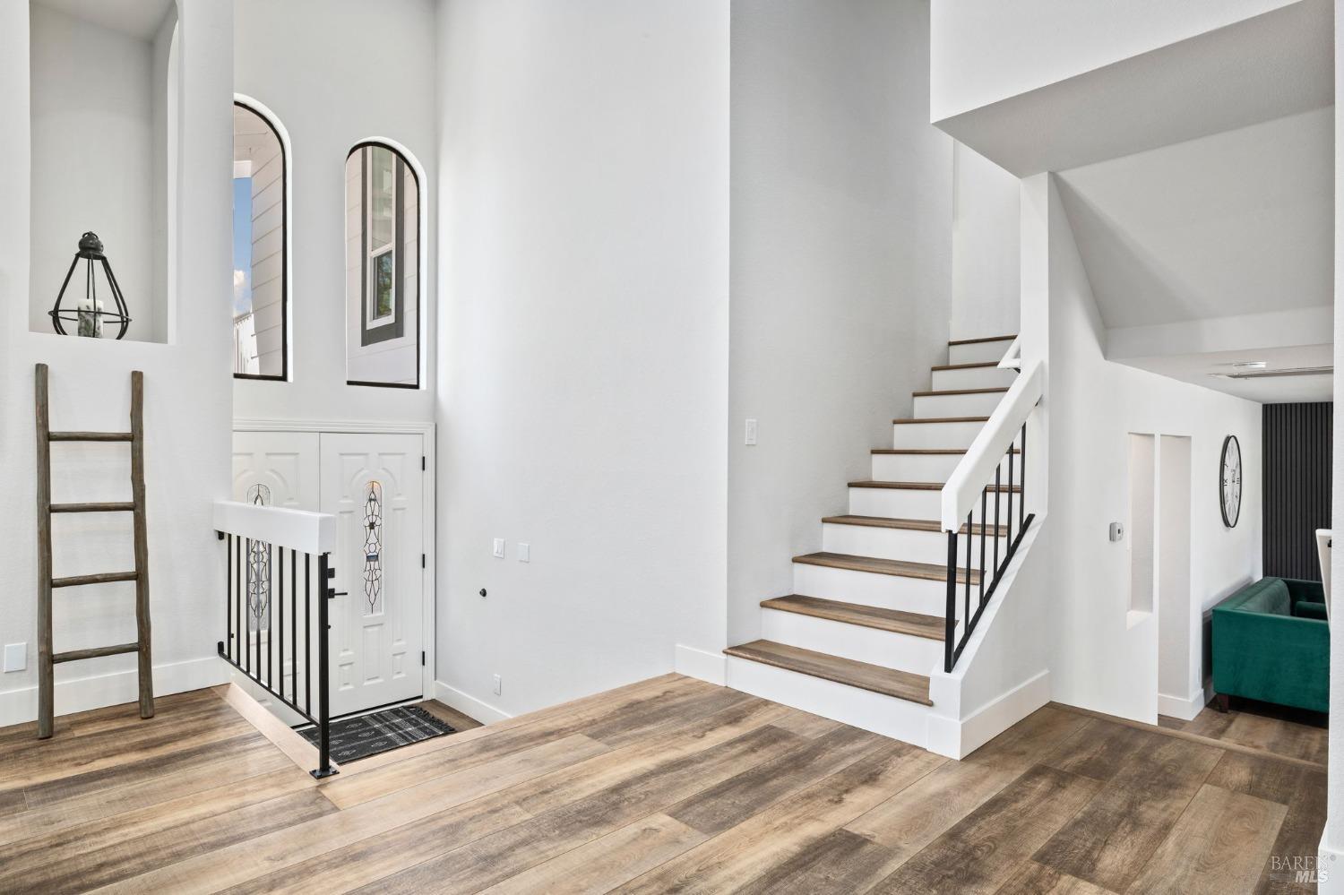 4463 Hollingsworth Cir