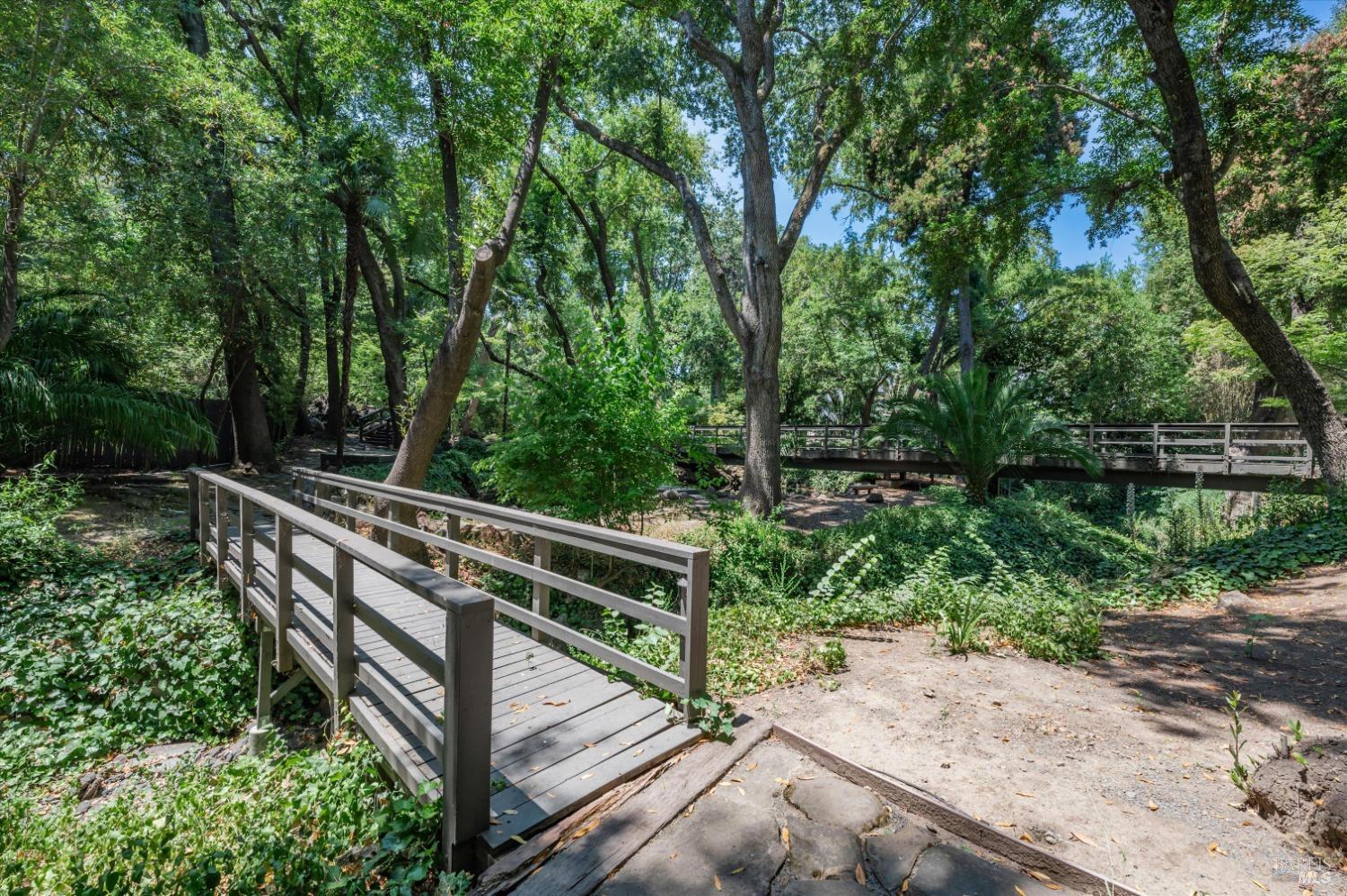 110 Mountain View Ave