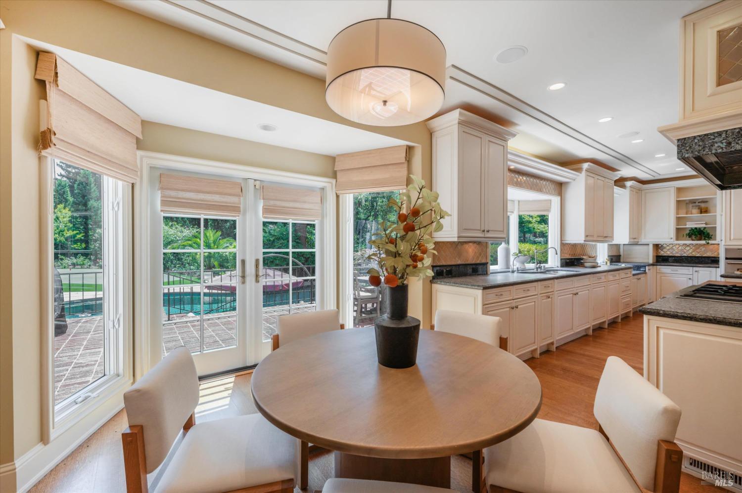 110 Mountain View Ave