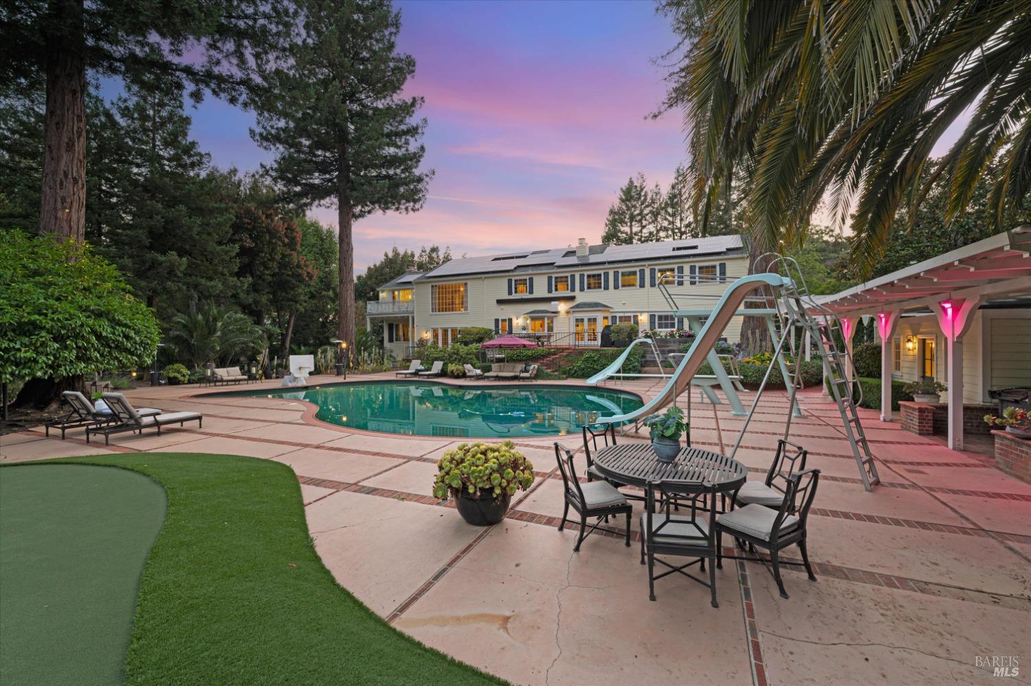 110 Mountain View Ave