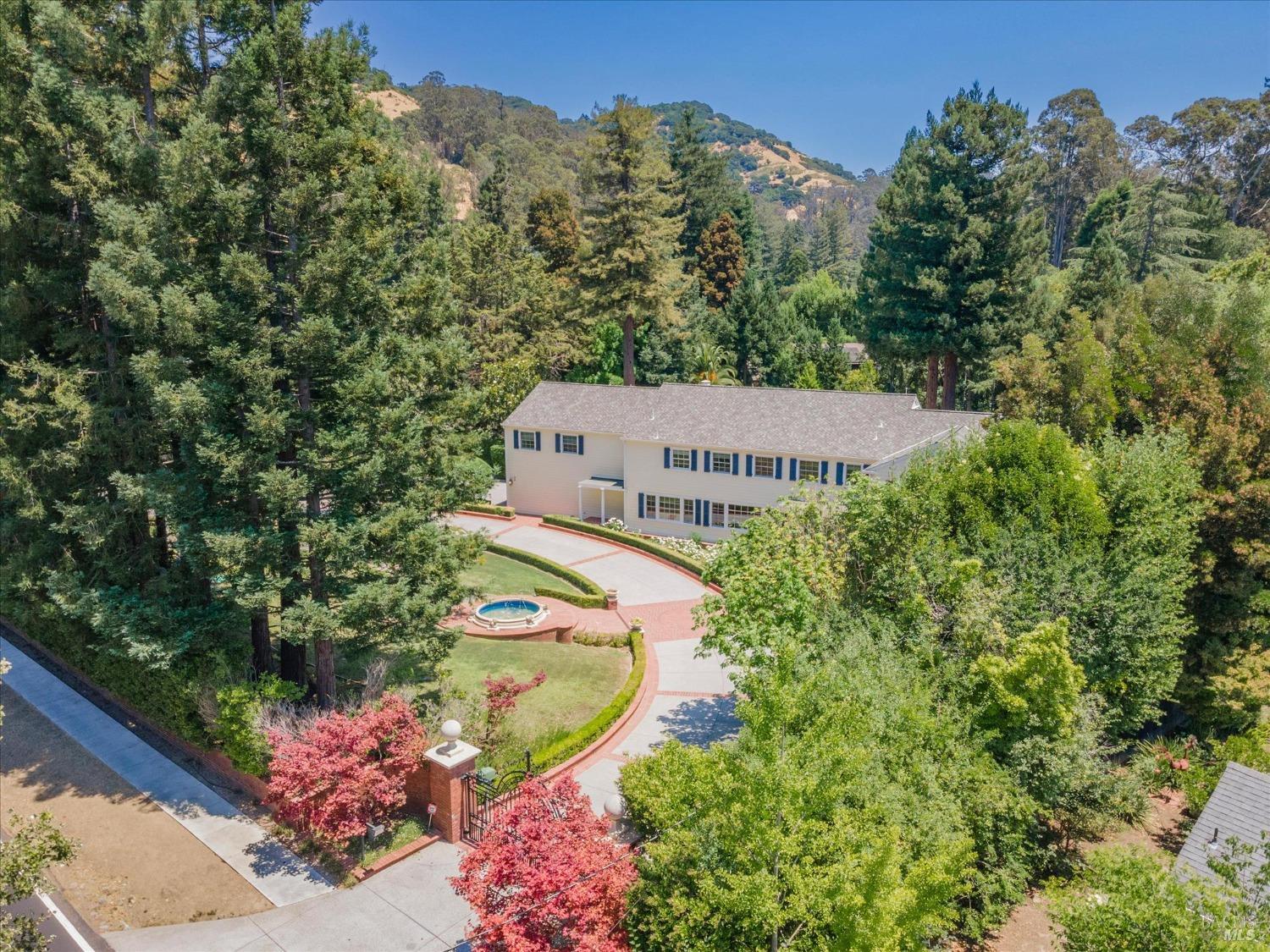 110 Mountain View Ave