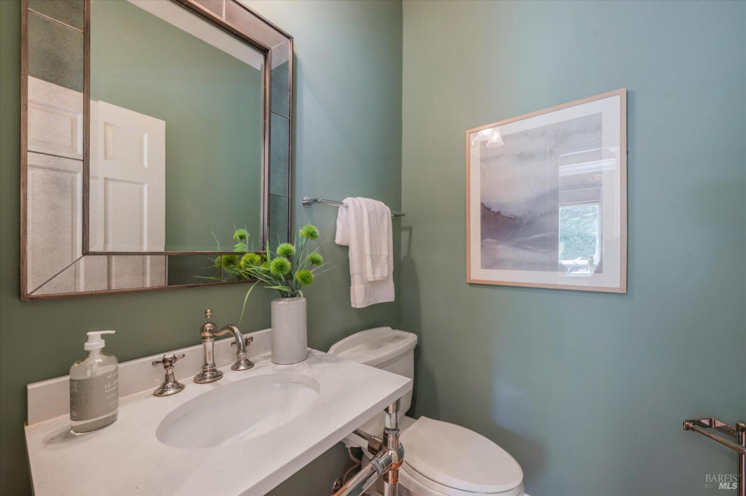 110 Mountain View Ave