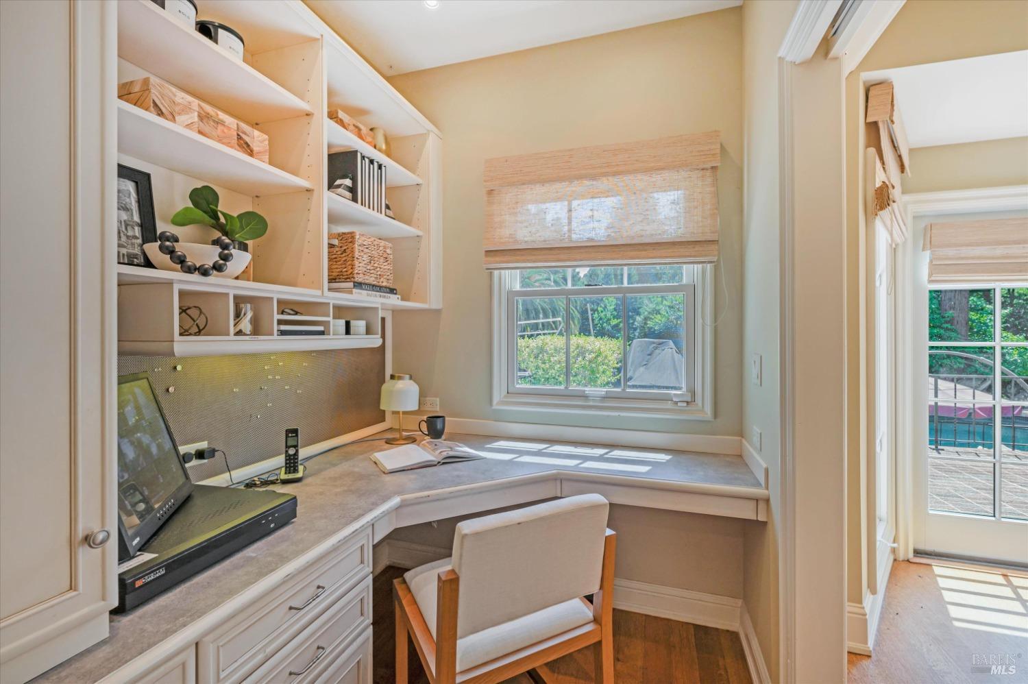 110 Mountain View Ave