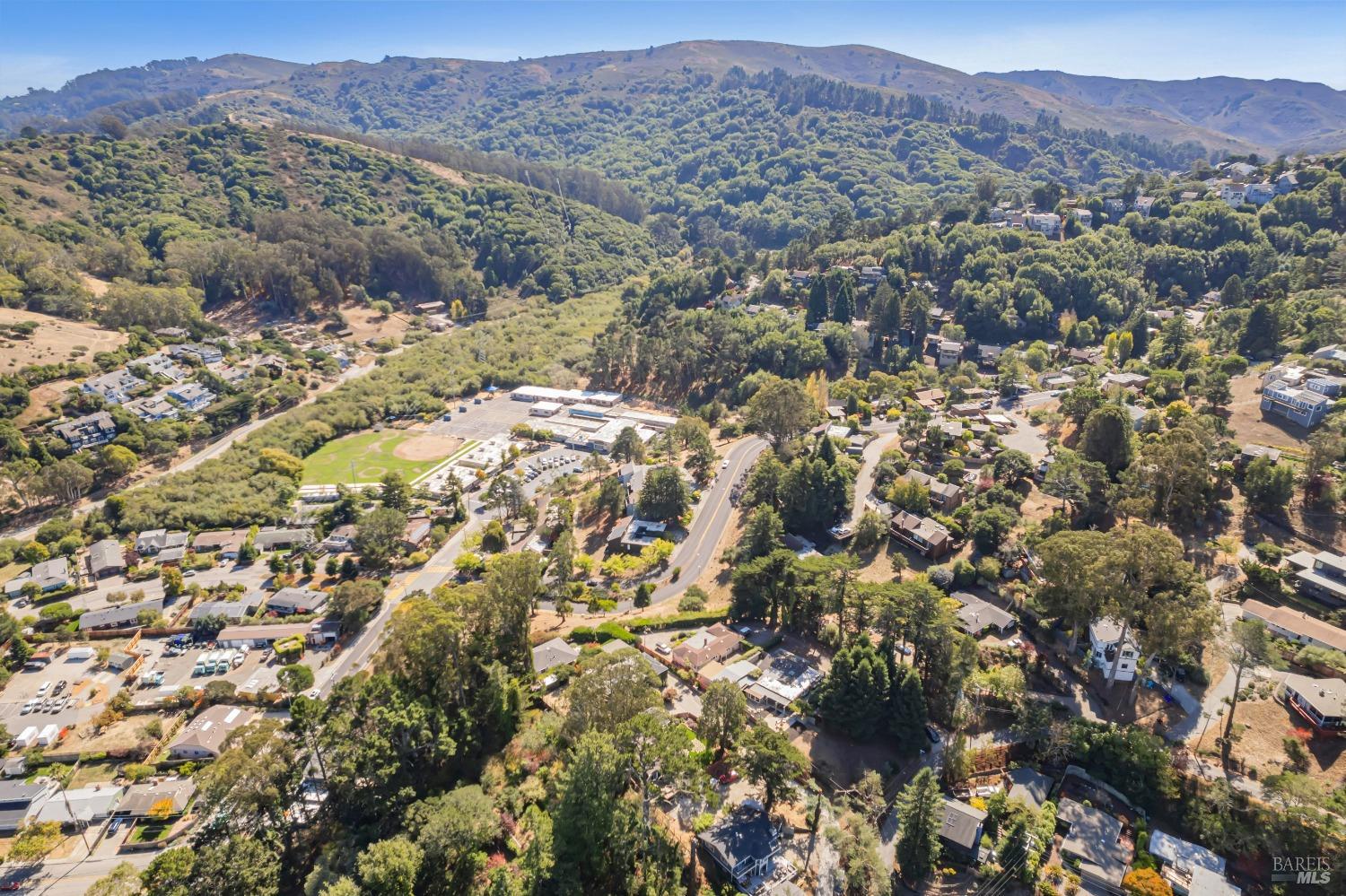 331-335 Richardson Way