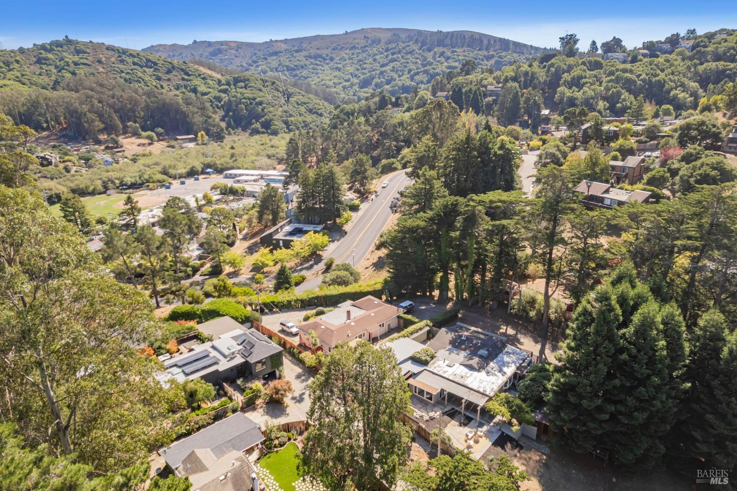 331-335 Richardson Way