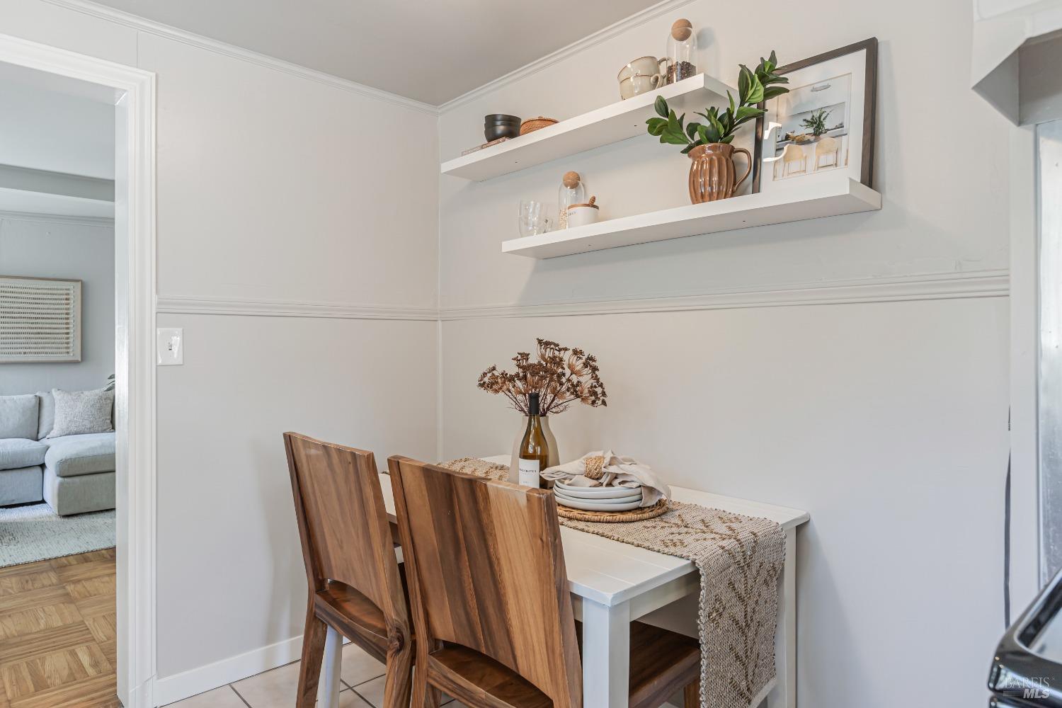 331-335 Richardson Way