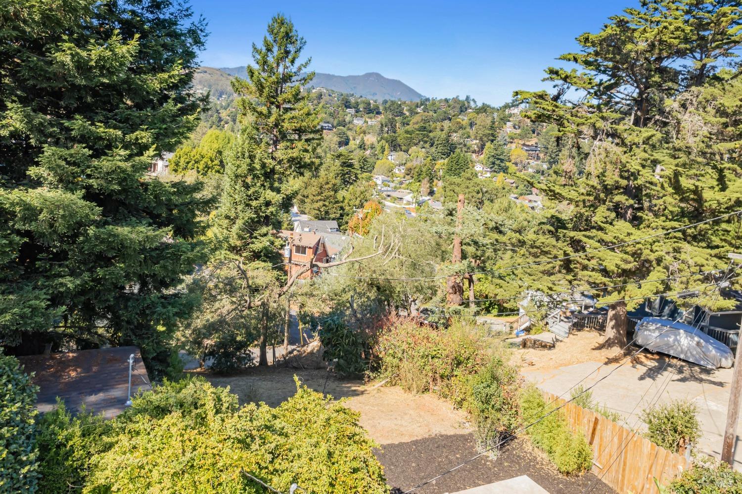 331-335 Richardson Way