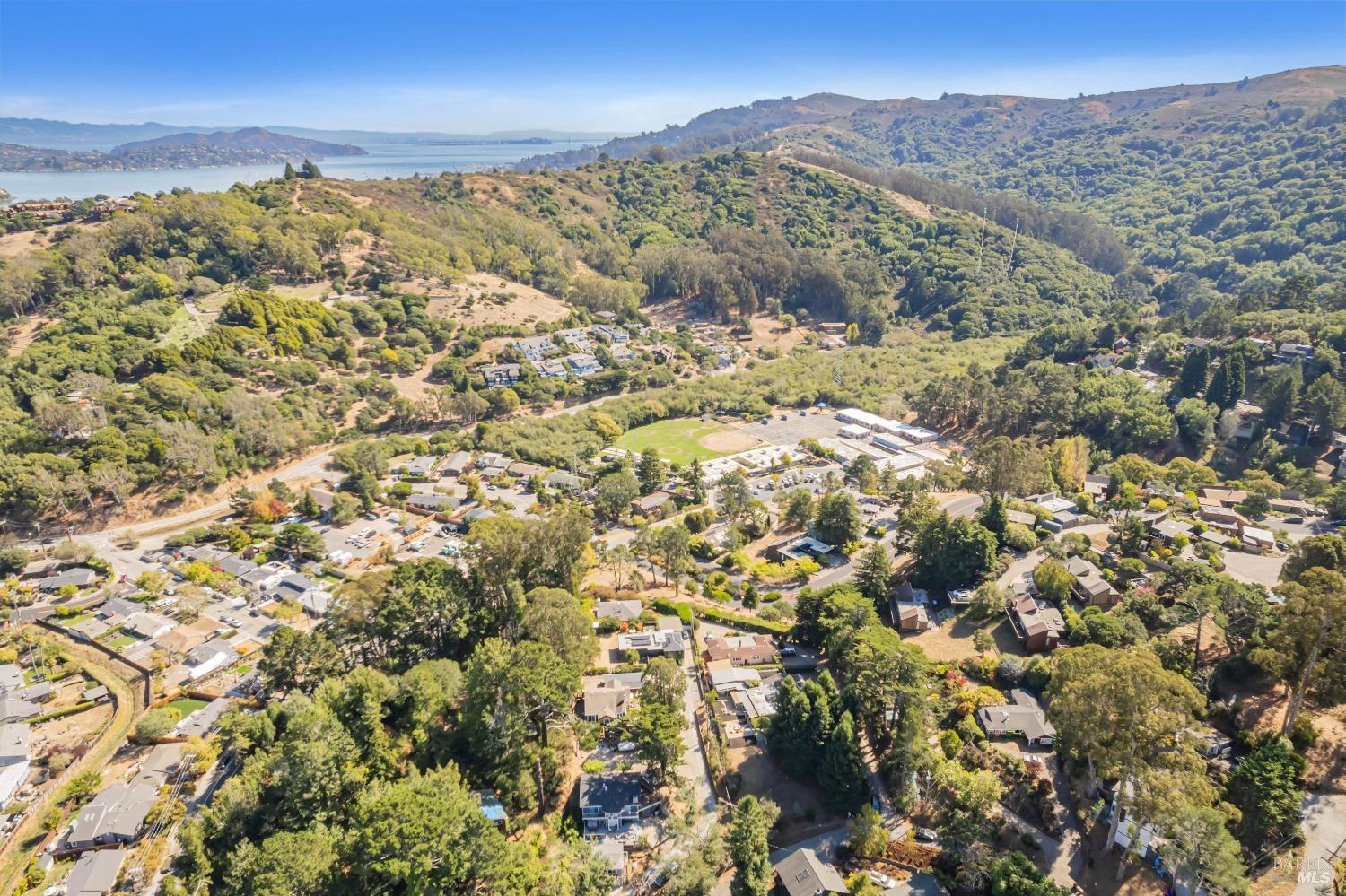 331-335 Richardson Way