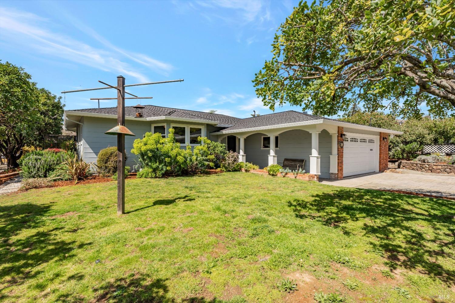 301 Orange Blossom Ln