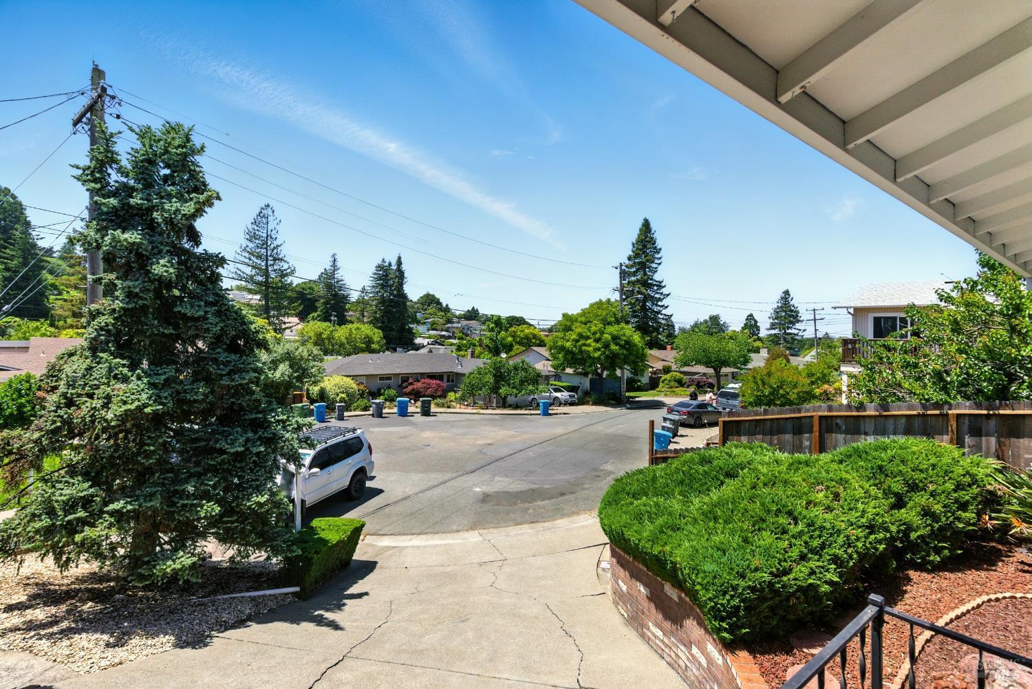 7 Arlene Ct