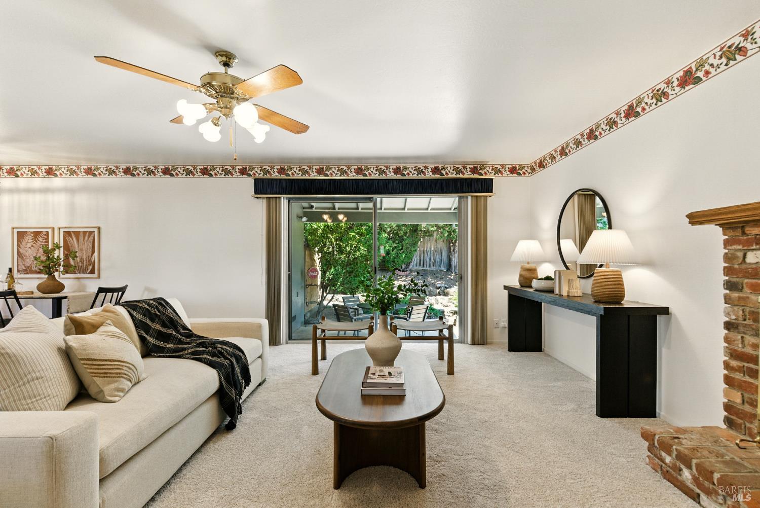 7 Arlene Ct
