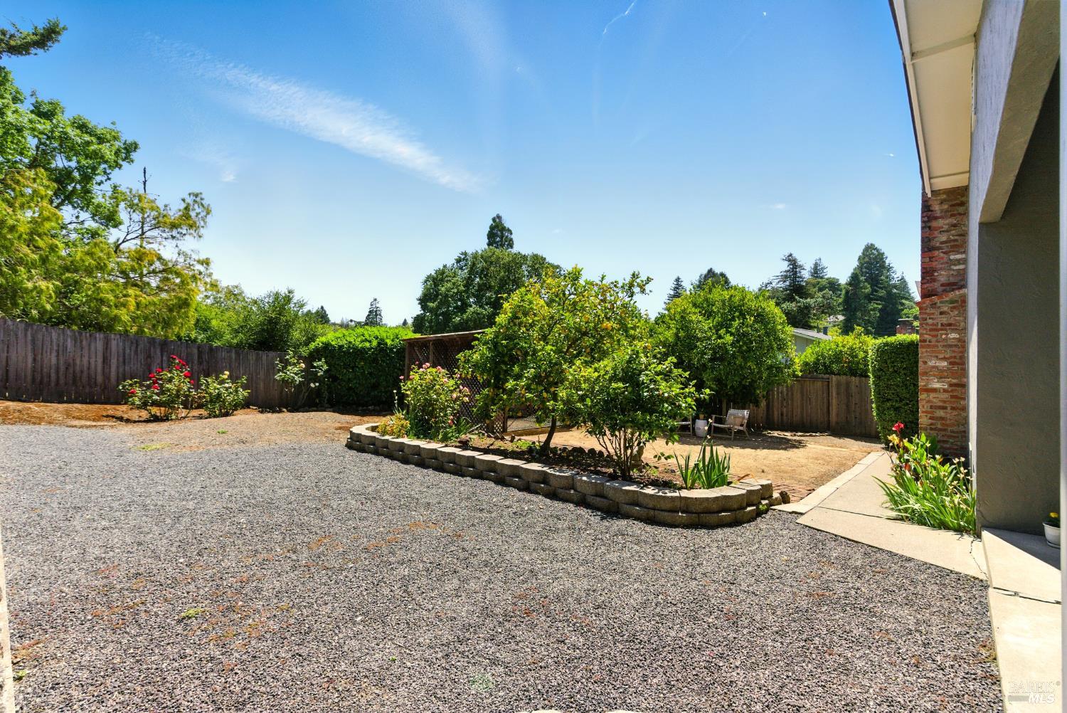 7 Arlene Ct