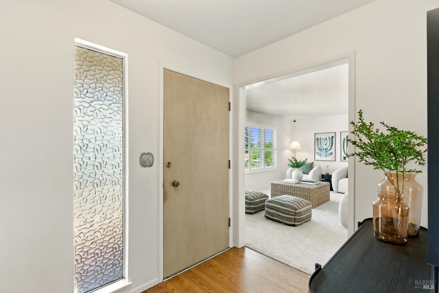 7 Arlene Ct