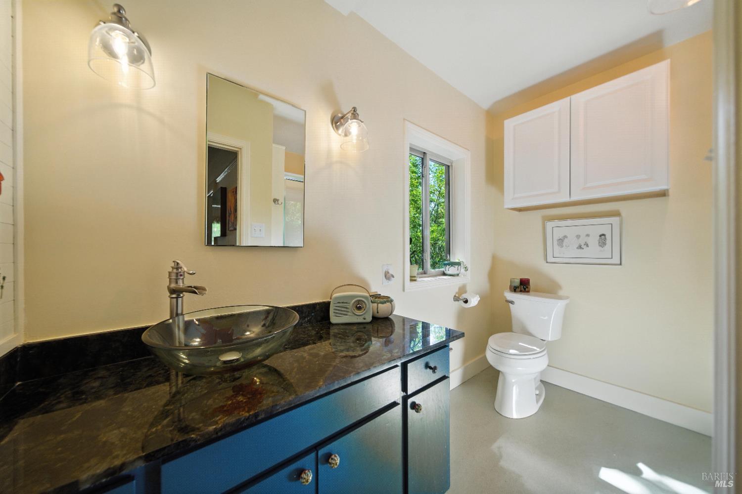 150 Bungalow Ave