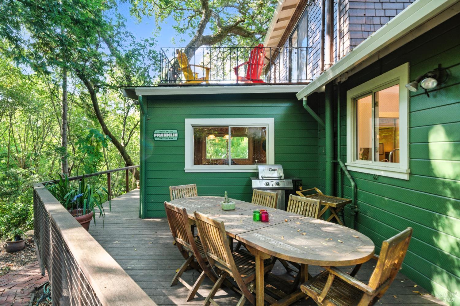 150 Bungalow Ave