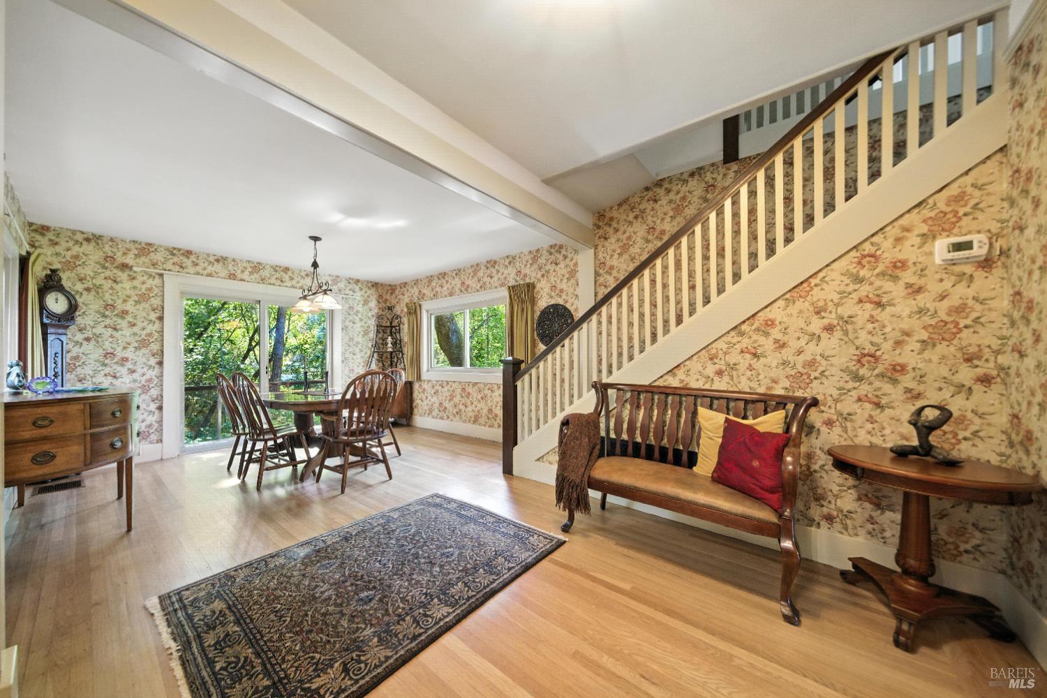 150 Bungalow Ave