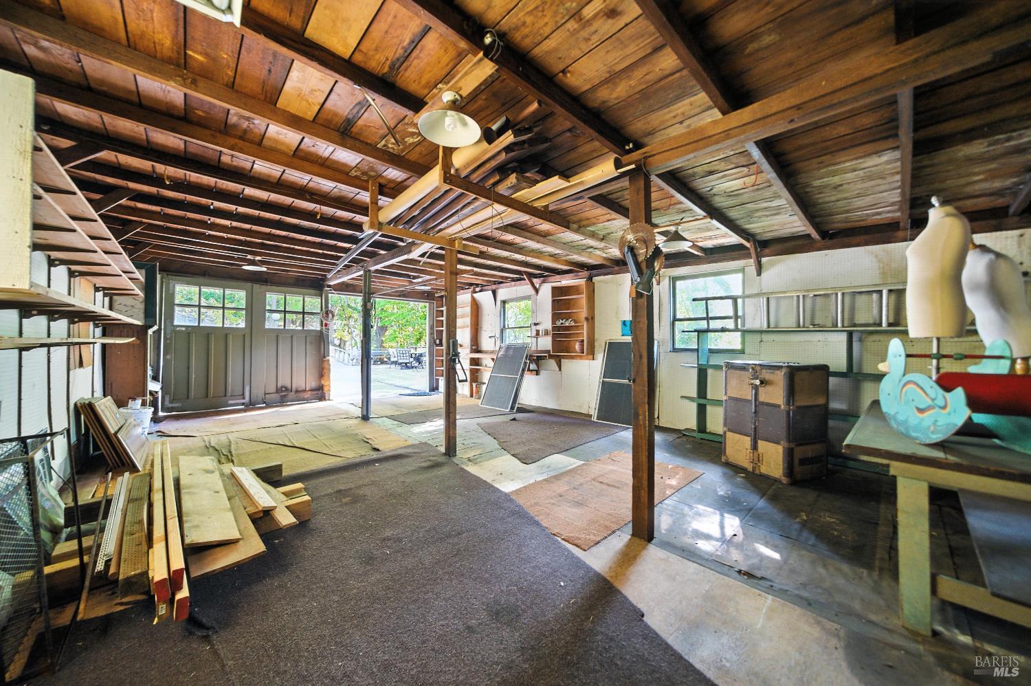150 Bungalow Ave