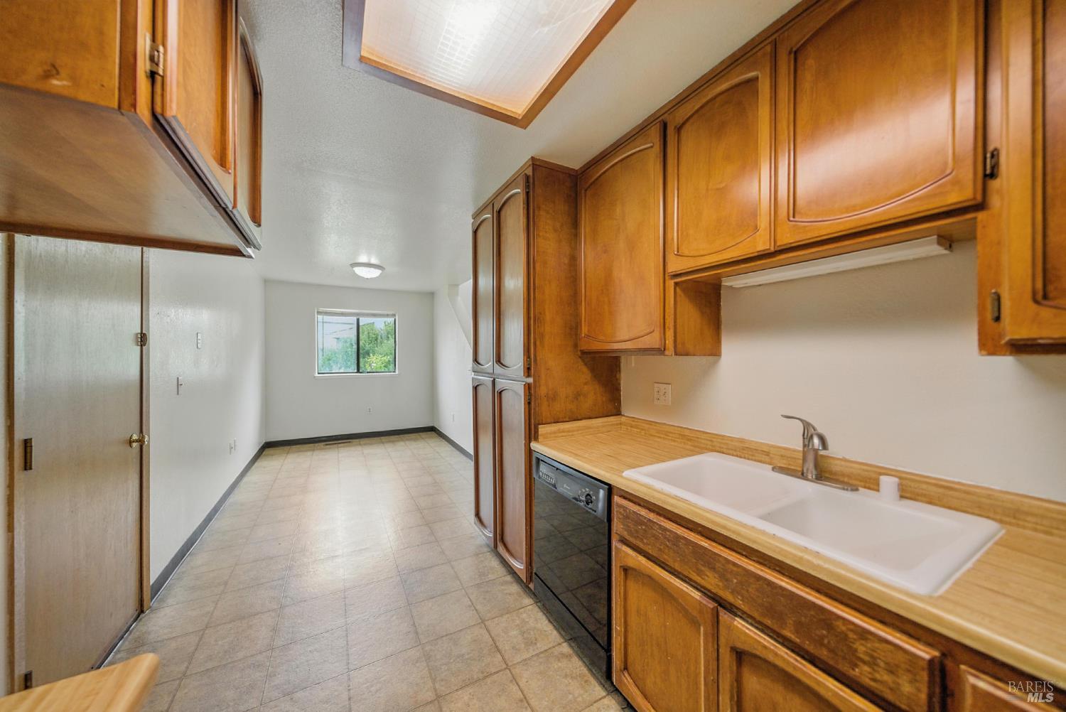 110 Francis Cir