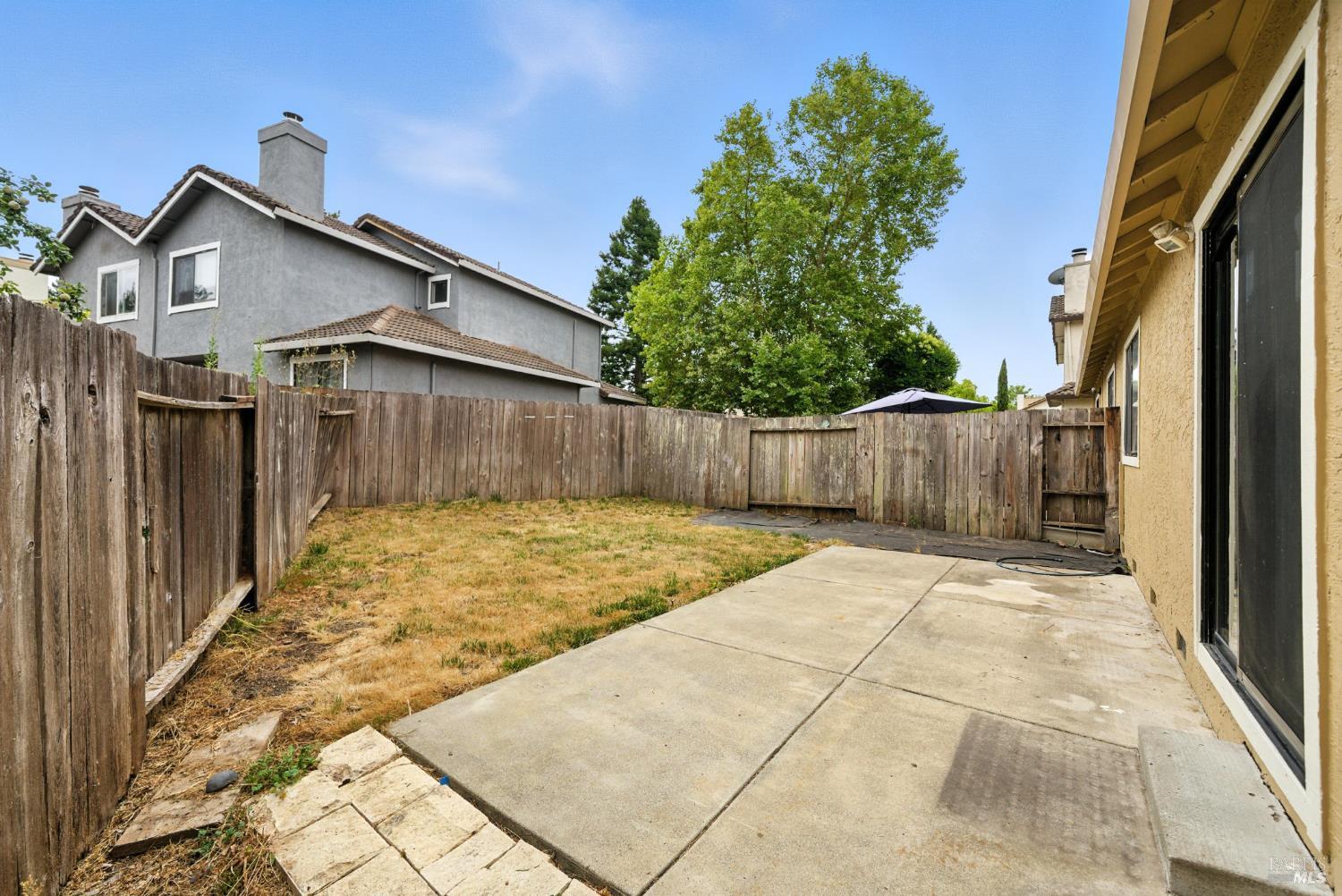 110 Francis Cir