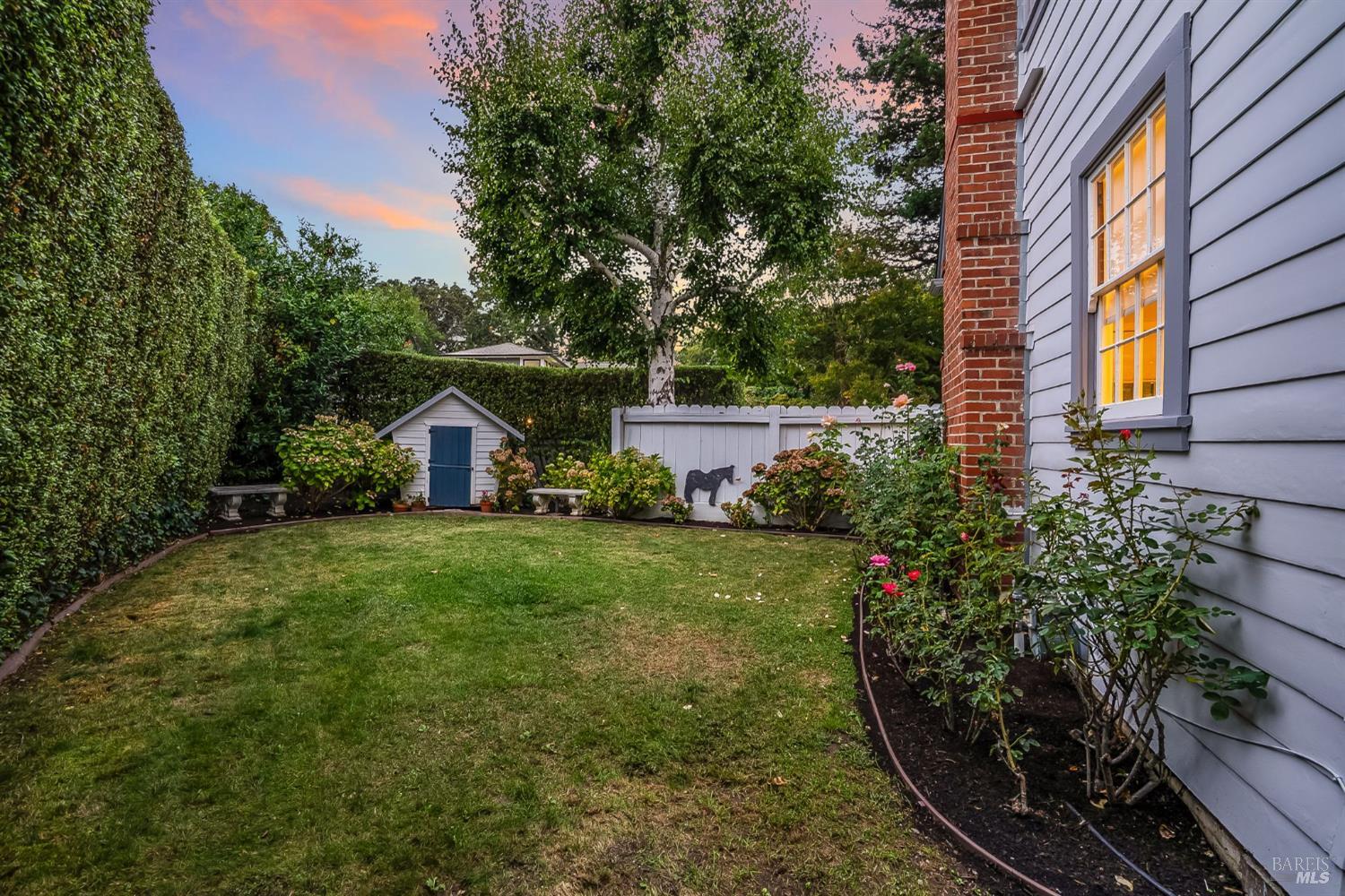 99 Alder Ave