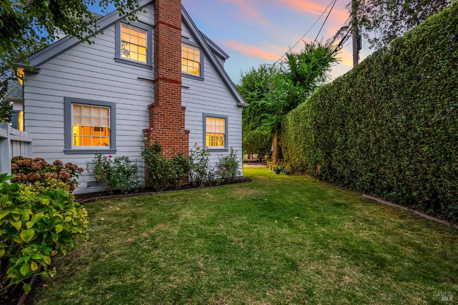 99 Alder Ave