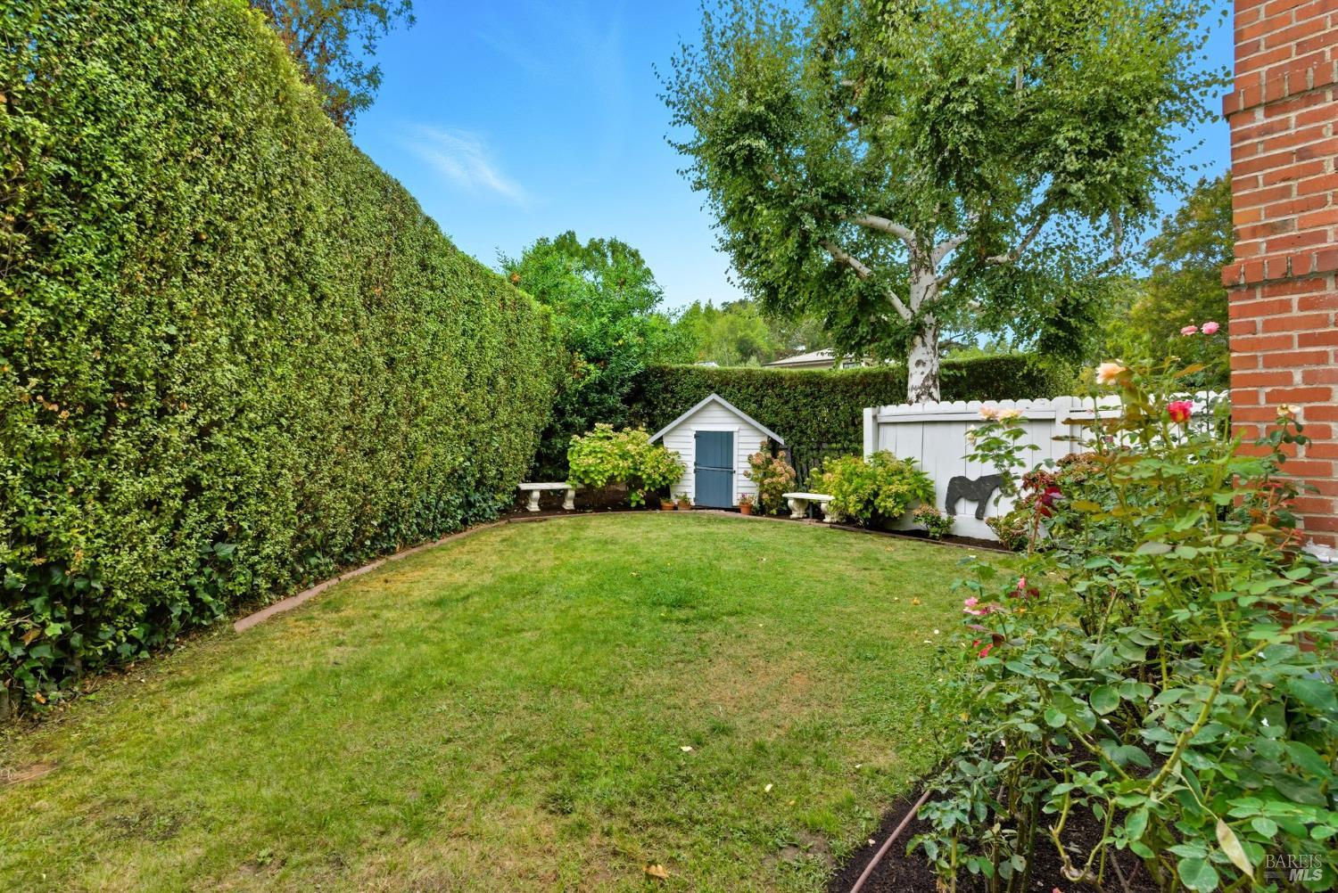 99 Alder Ave